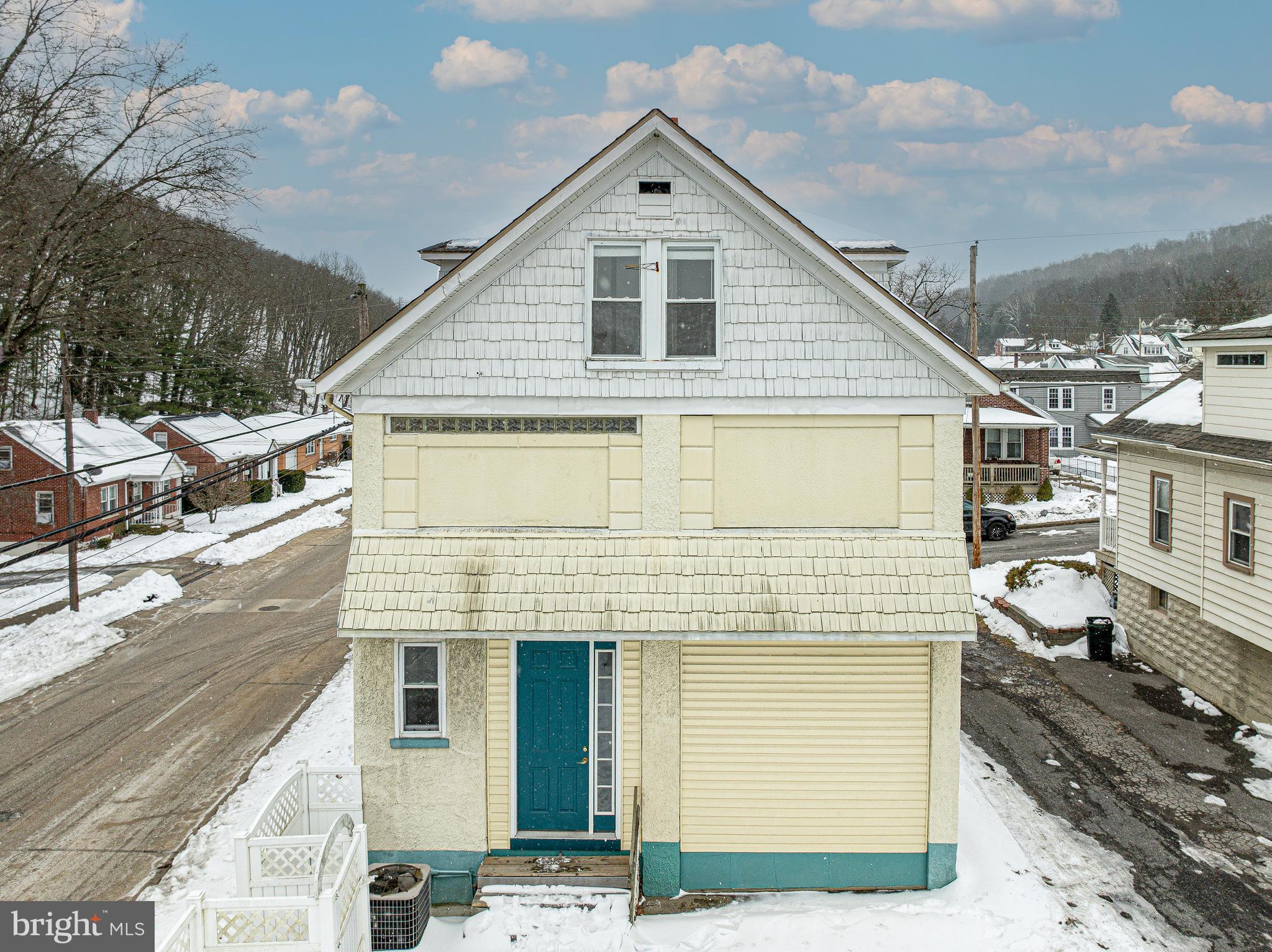 NORTH END - Residential