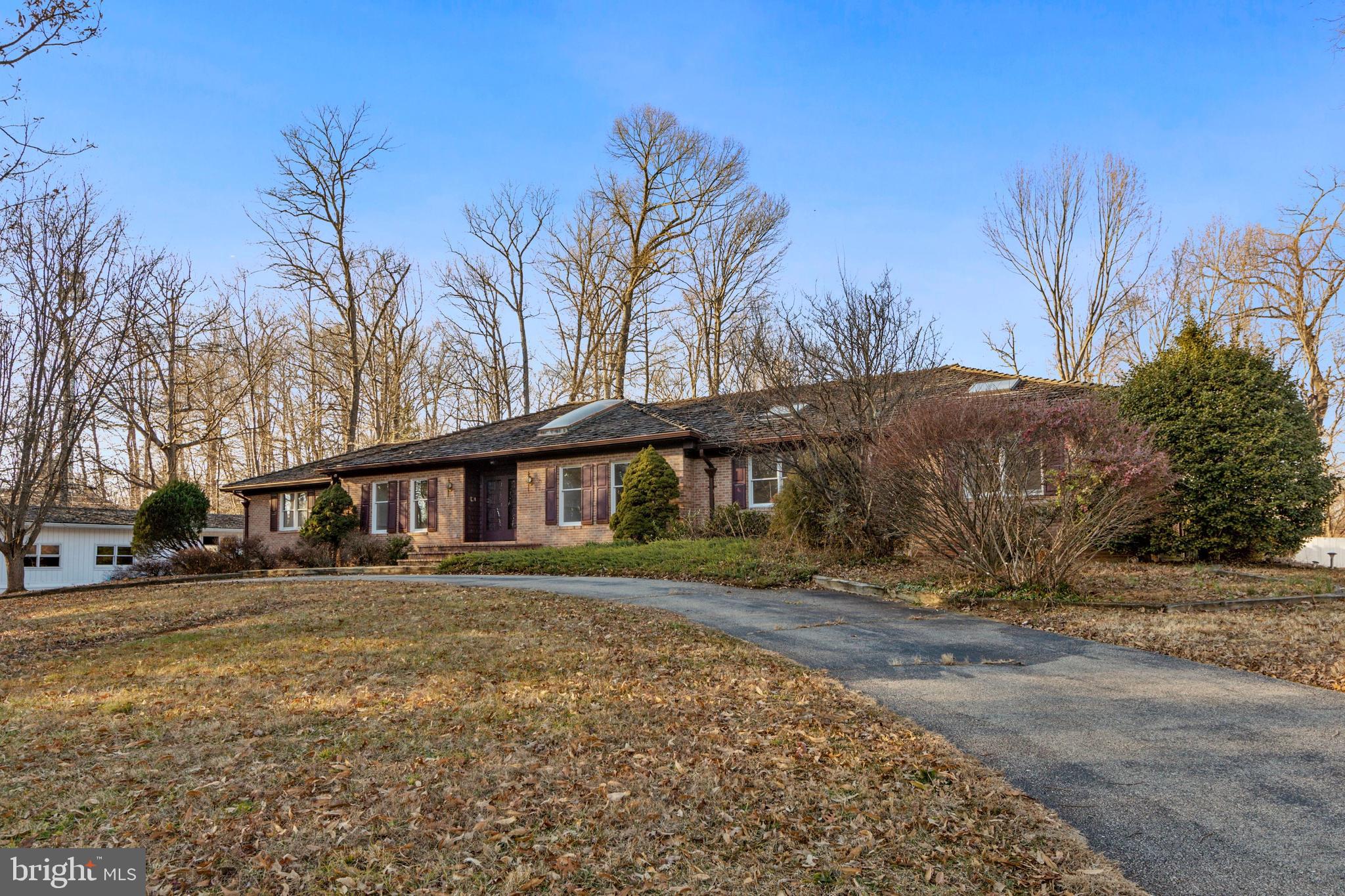 FAIRWOOD ACRES - Residential