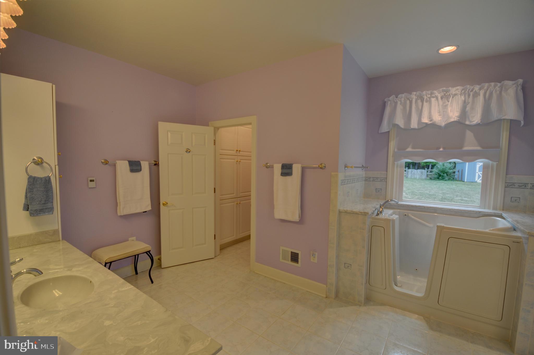 RELIANCE WOODS - Residential