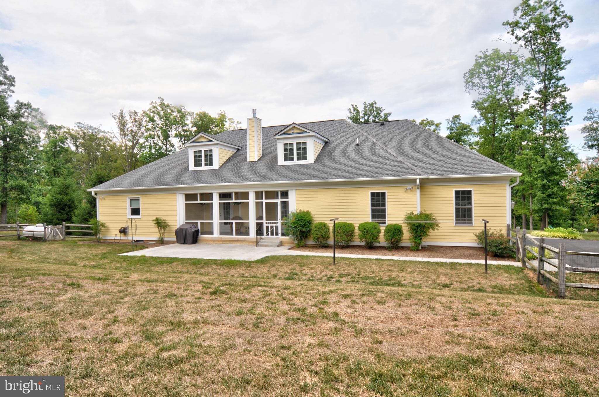 RELIANCE WOODS - Residential