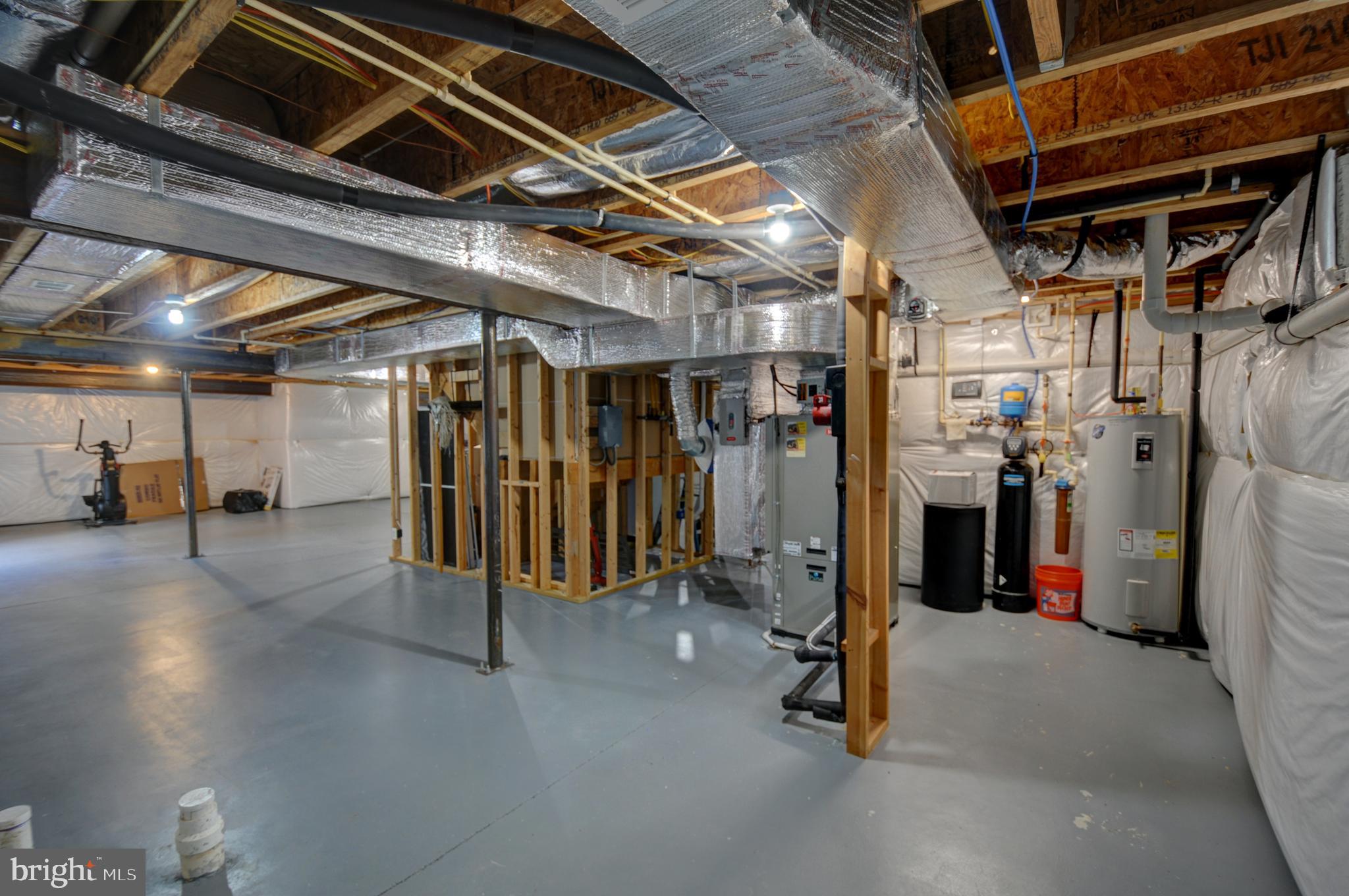 RELIANCE WOODS - Residential