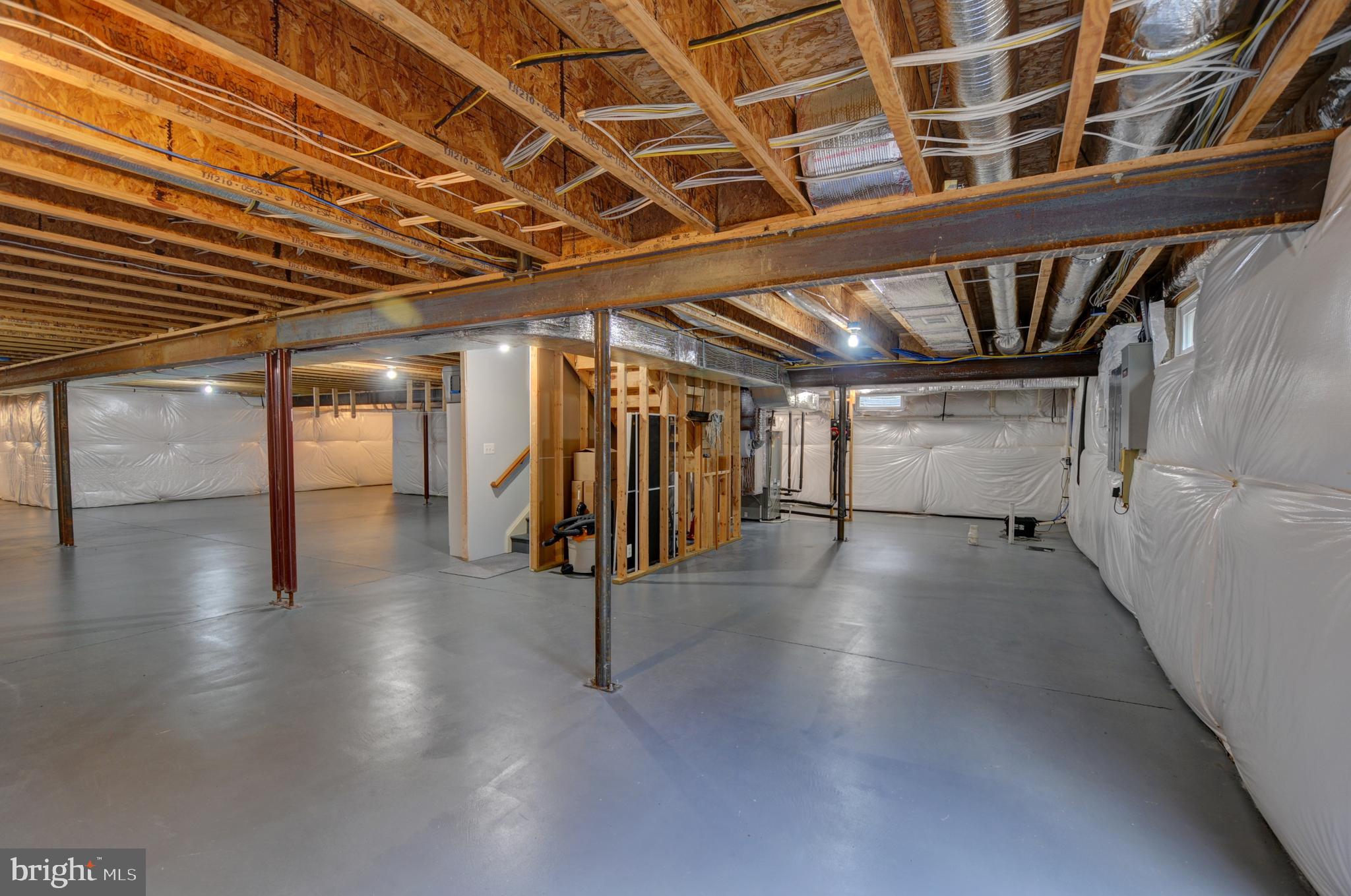 RELIANCE WOODS - Residential