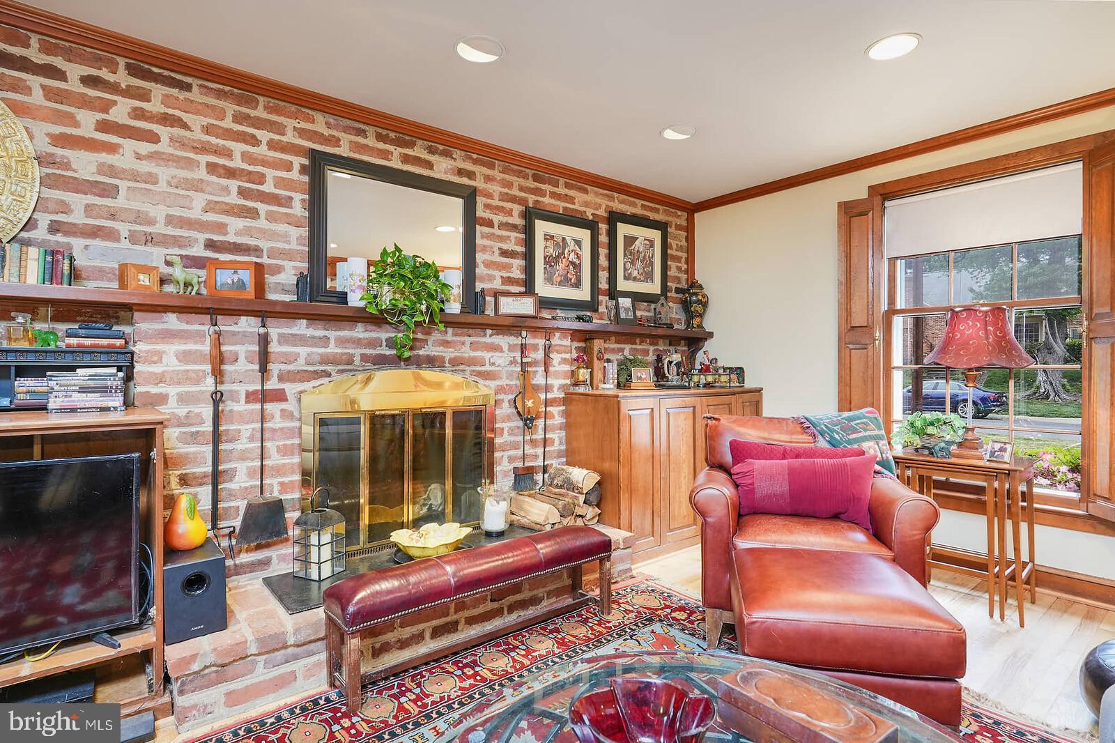 OLD FARM - Residential