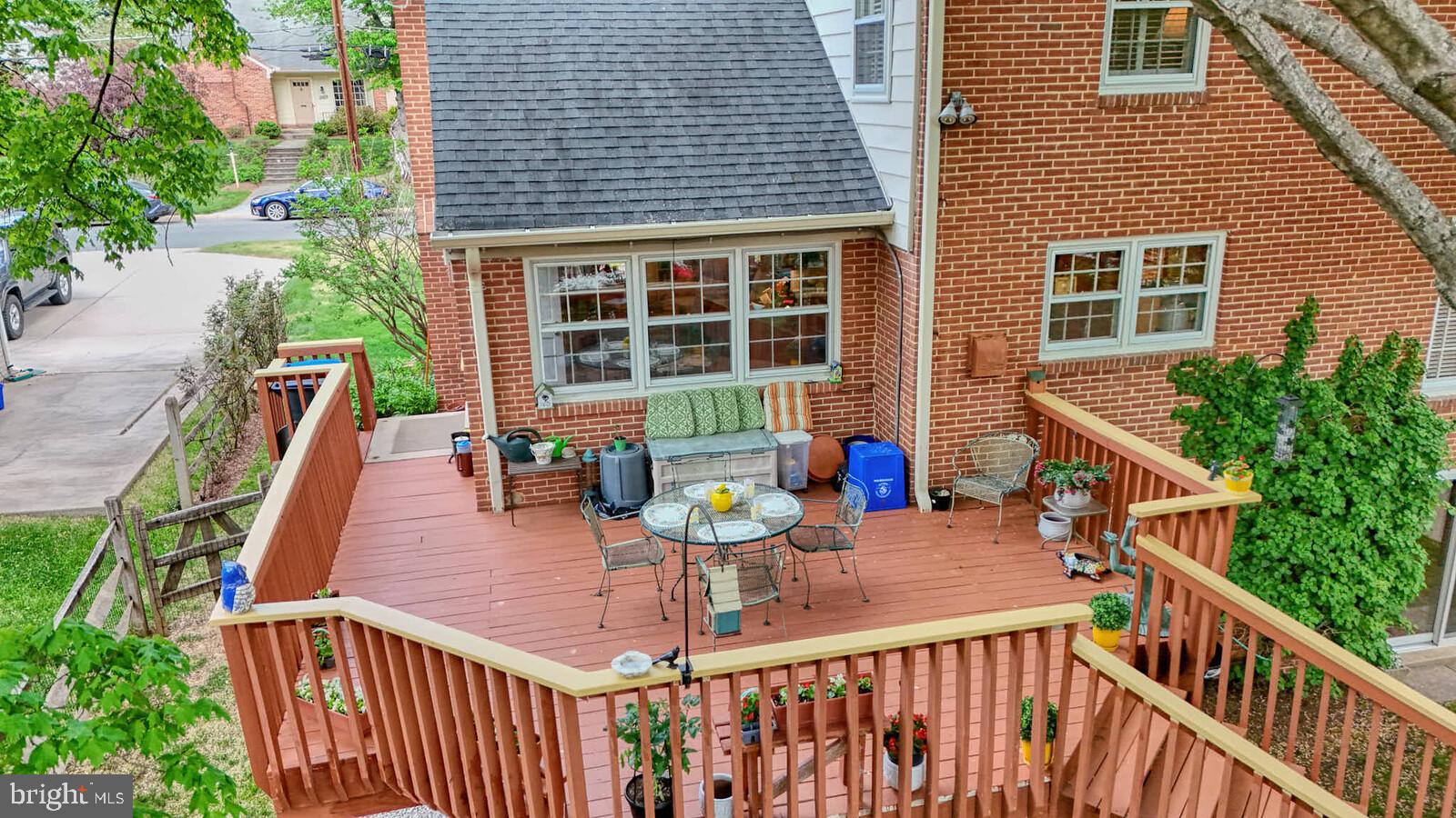 OLD FARM - Residential