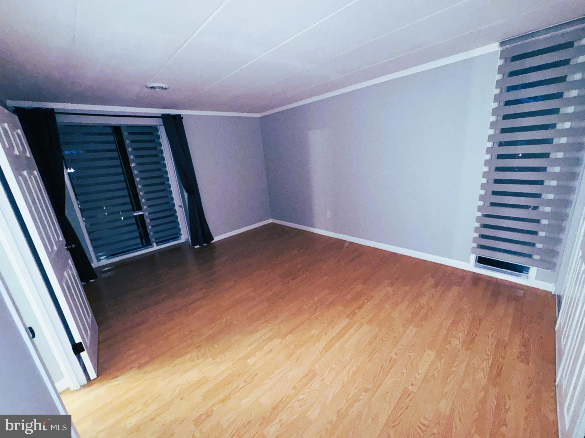 HUNTINGTON CLUB - Residential Lease