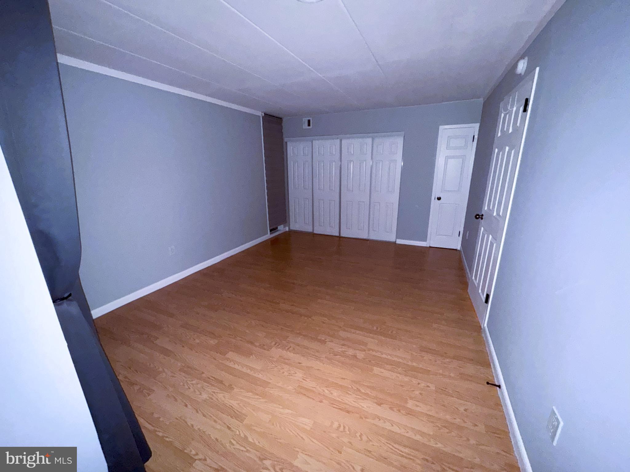 HUNTINGTON CLUB - Residential Lease