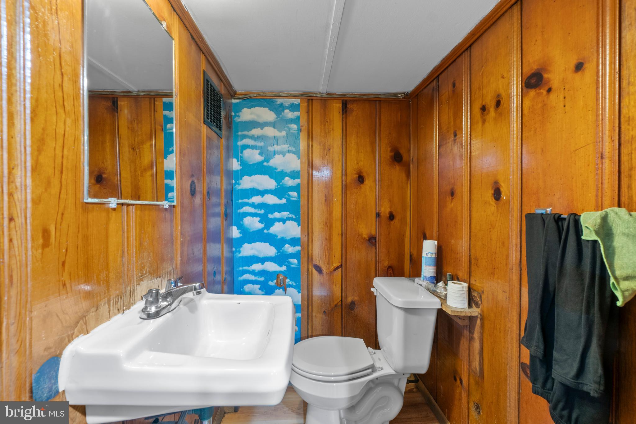 CHARLES VILLAGE - Commercial Sale