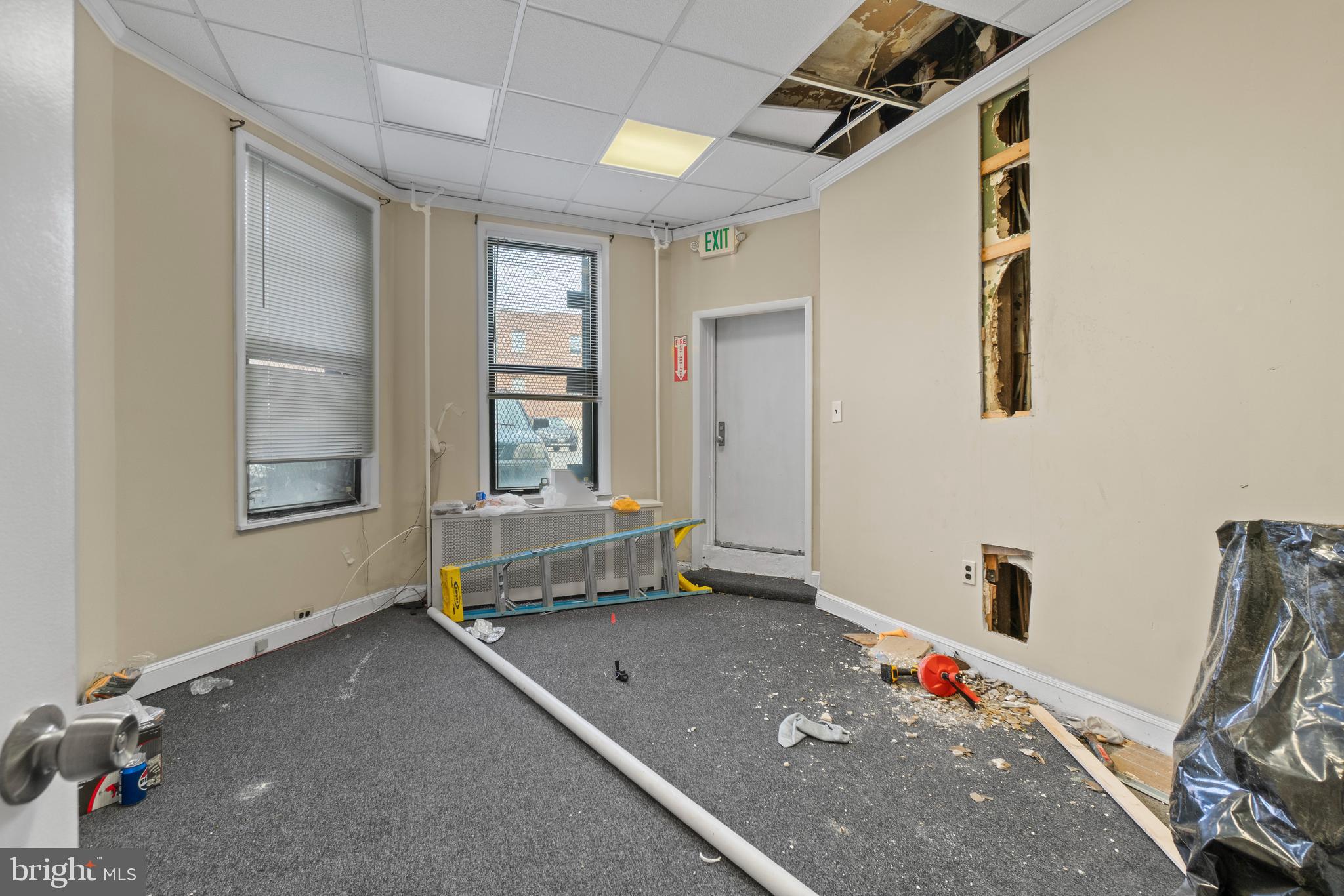 CHARLES VILLAGE - Commercial Sale