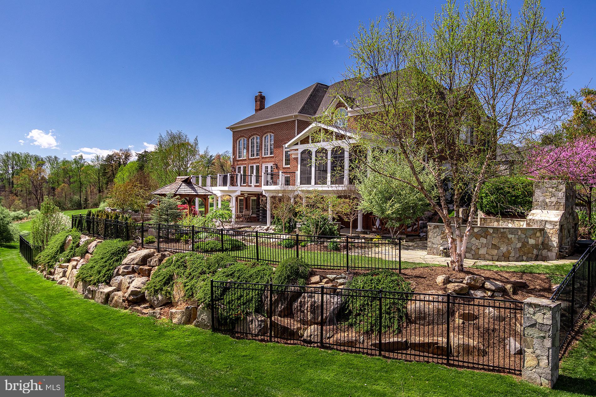 AVONDALE GLEN - Residential