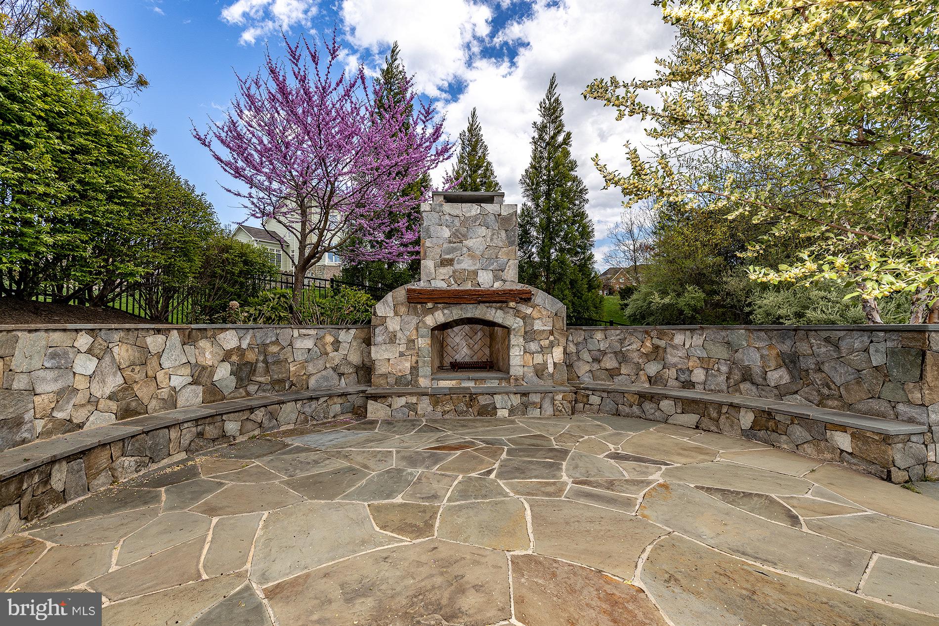 AVONDALE GLEN - Residential