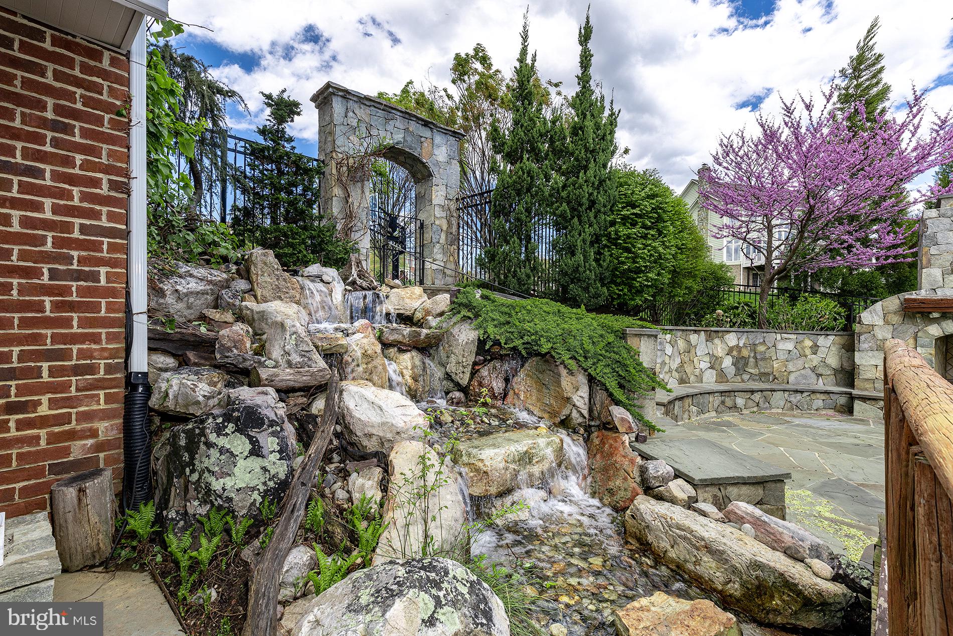 AVONDALE GLEN - Residential