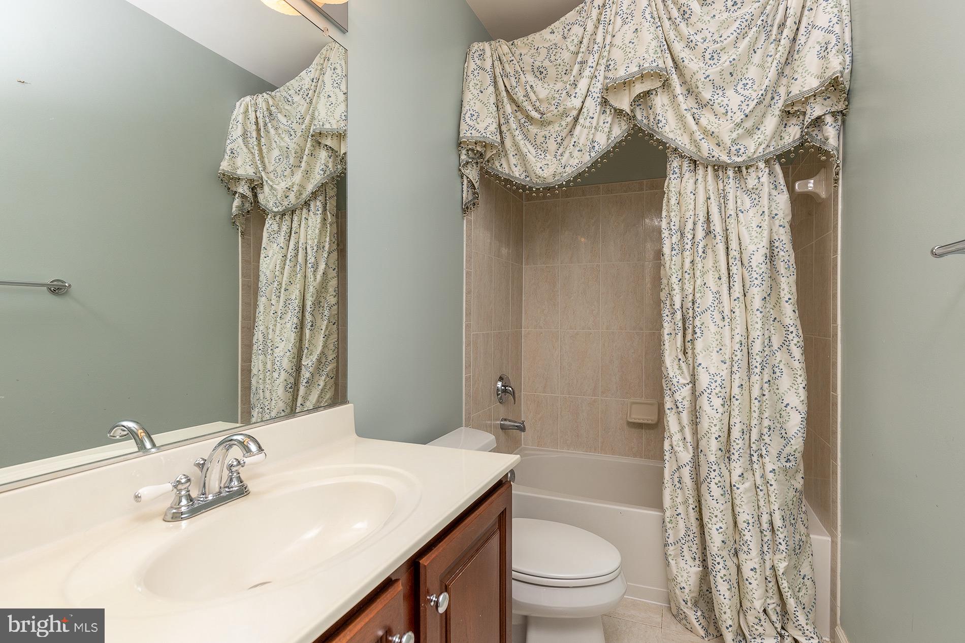 AVONDALE GLEN - Residential