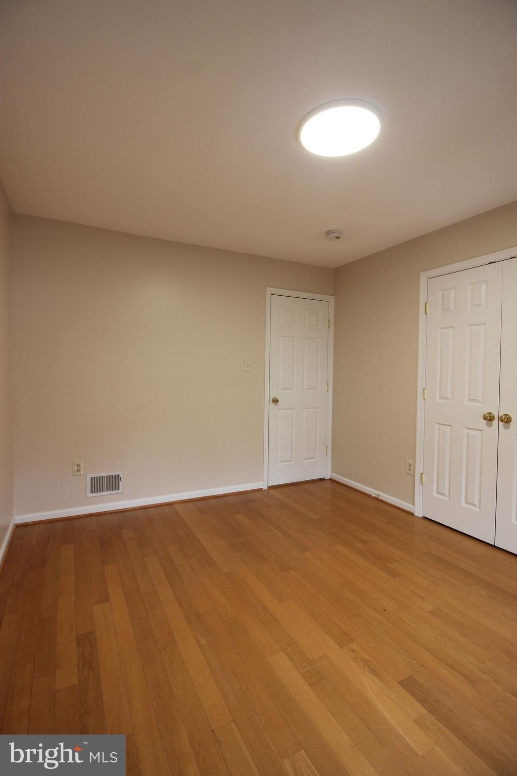 QUINCE ORCHARD PARK - Residential Lease