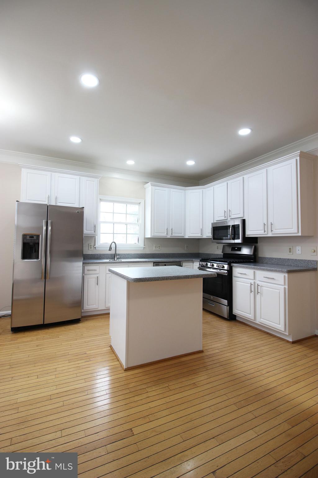 QUINCE ORCHARD PARK - Residential Lease