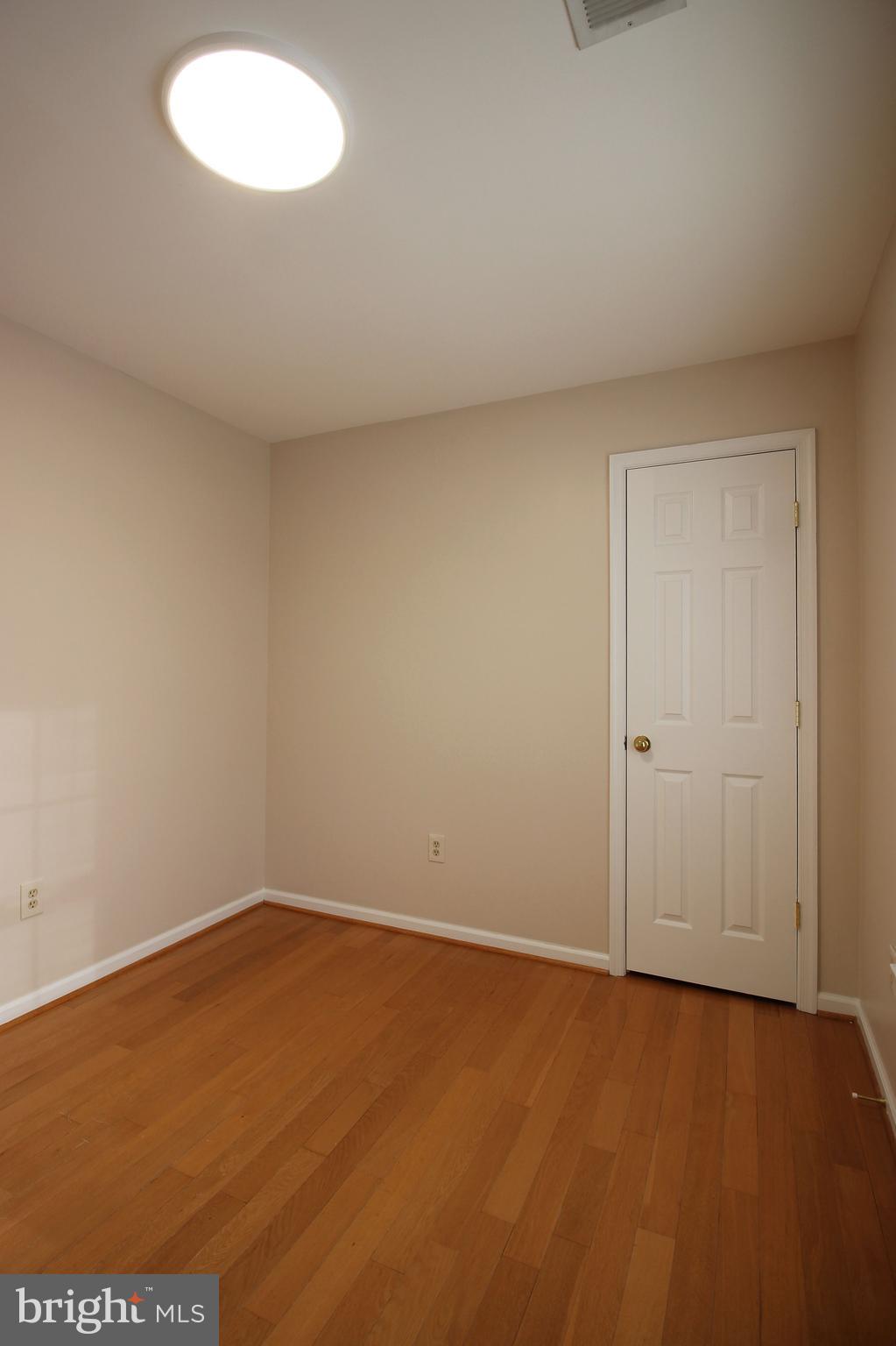 QUINCE ORCHARD PARK - Residential Lease