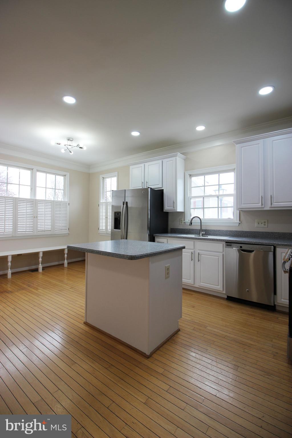 QUINCE ORCHARD PARK - Residential Lease