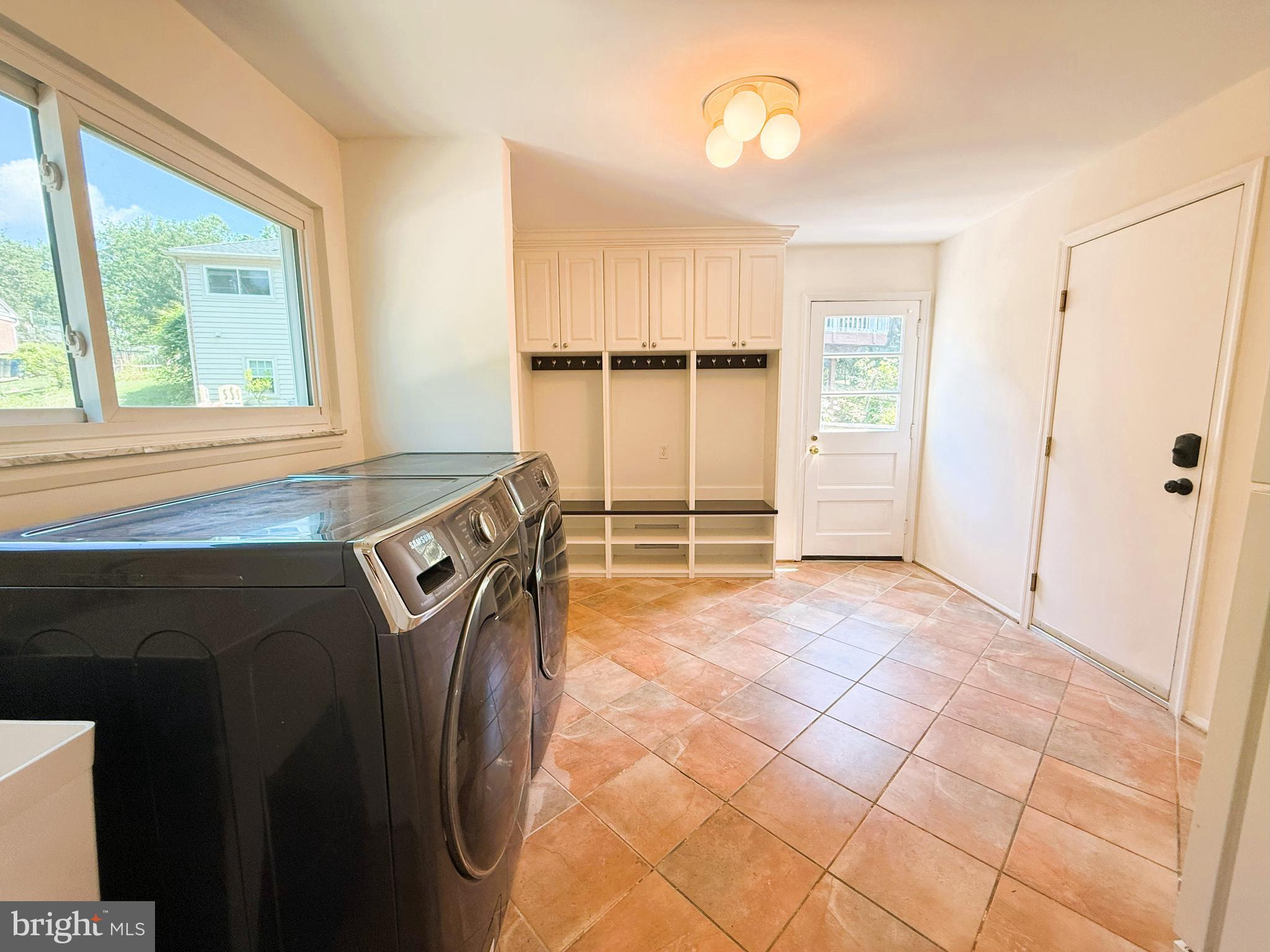 FOX HILLS WEST - Residential