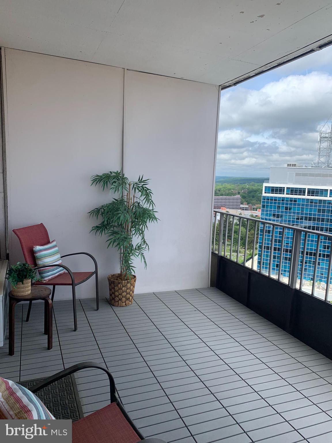 PENTHOUSE CONDOMINIUMS - Residential Lease