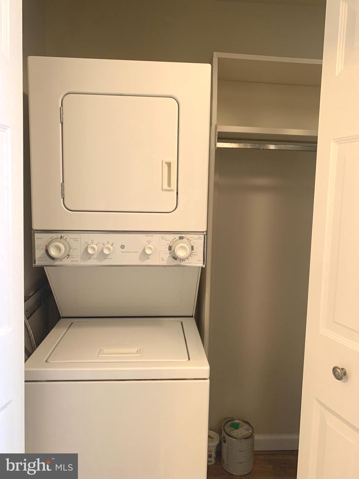 PENTHOUSE CONDOMINIUMS - Residential Lease