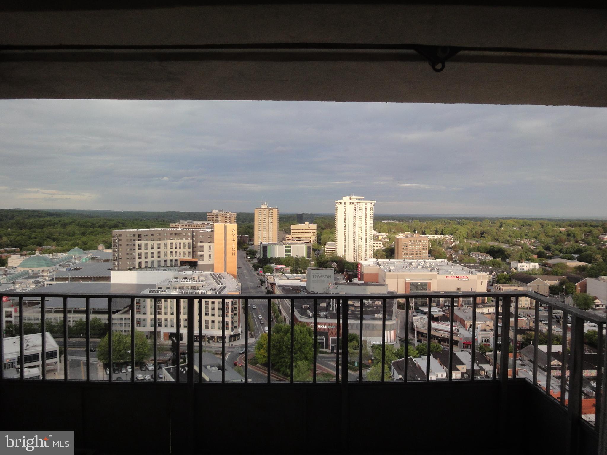 PENTHOUSE CONDOMINIUMS - Residential Lease