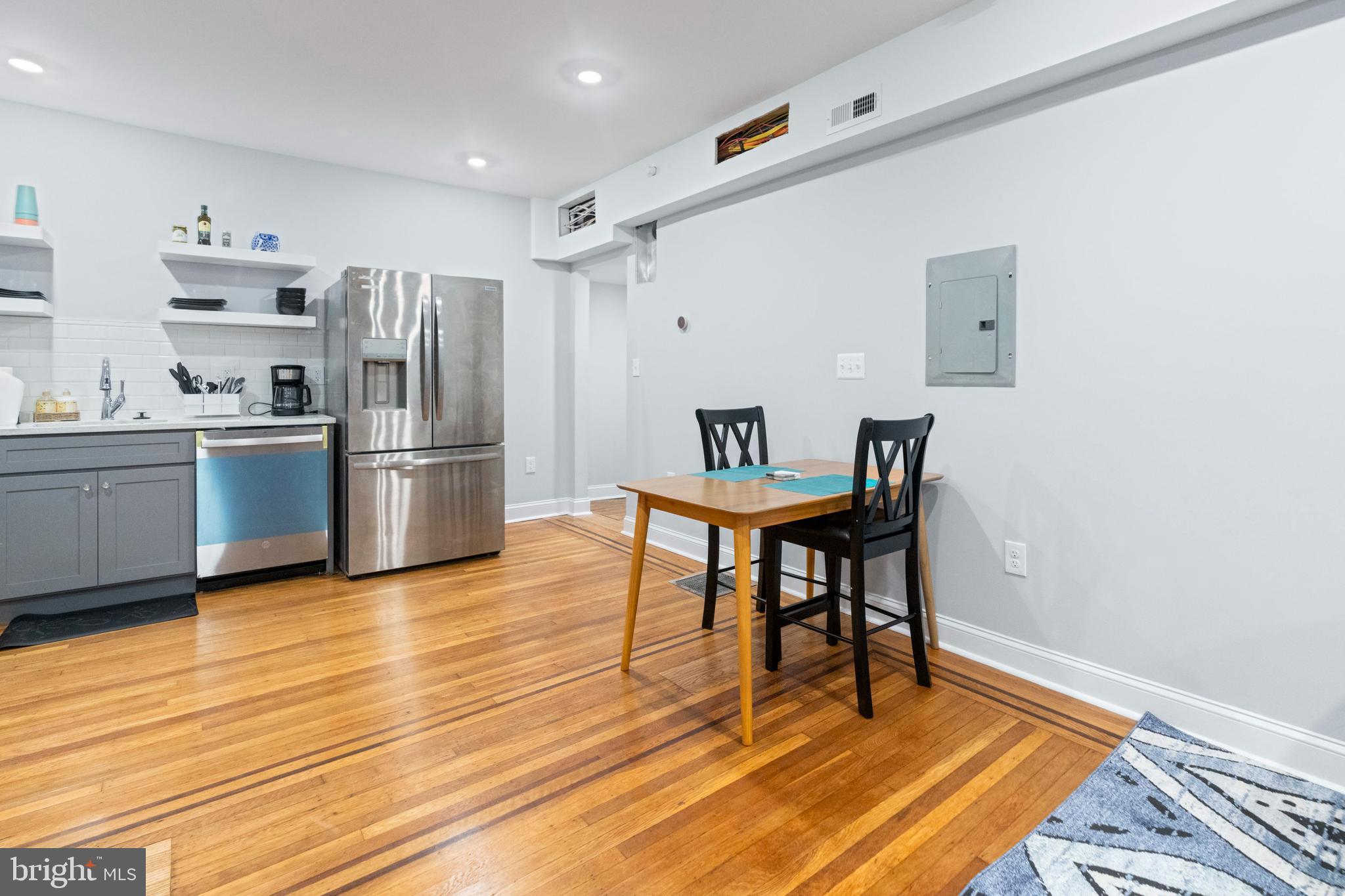 LIBERTY SQUARE - Commercial Sale