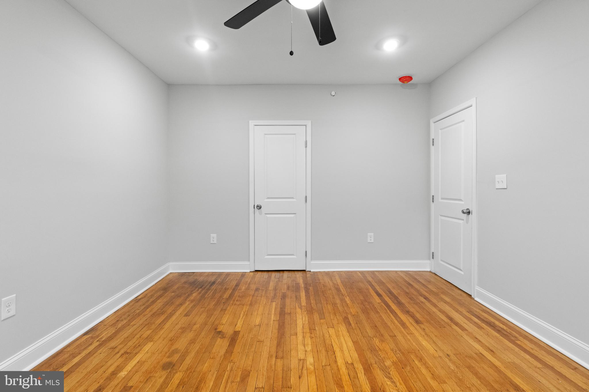 LIBERTY SQUARE - Commercial Sale