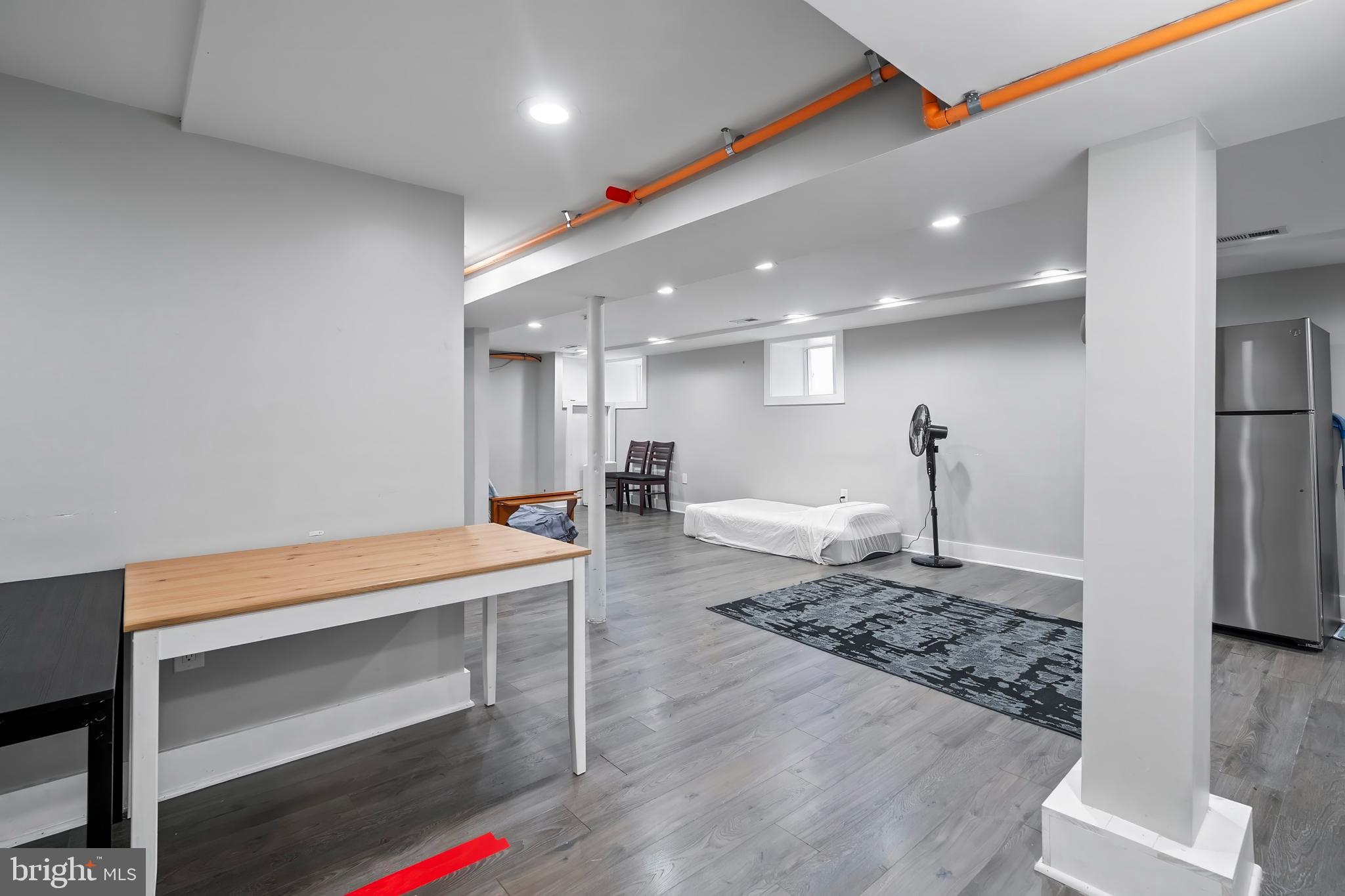 LIBERTY SQUARE - Commercial Sale