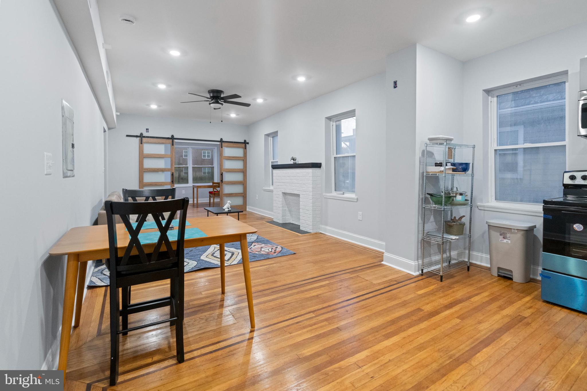 LIBERTY SQUARE - Commercial Sale