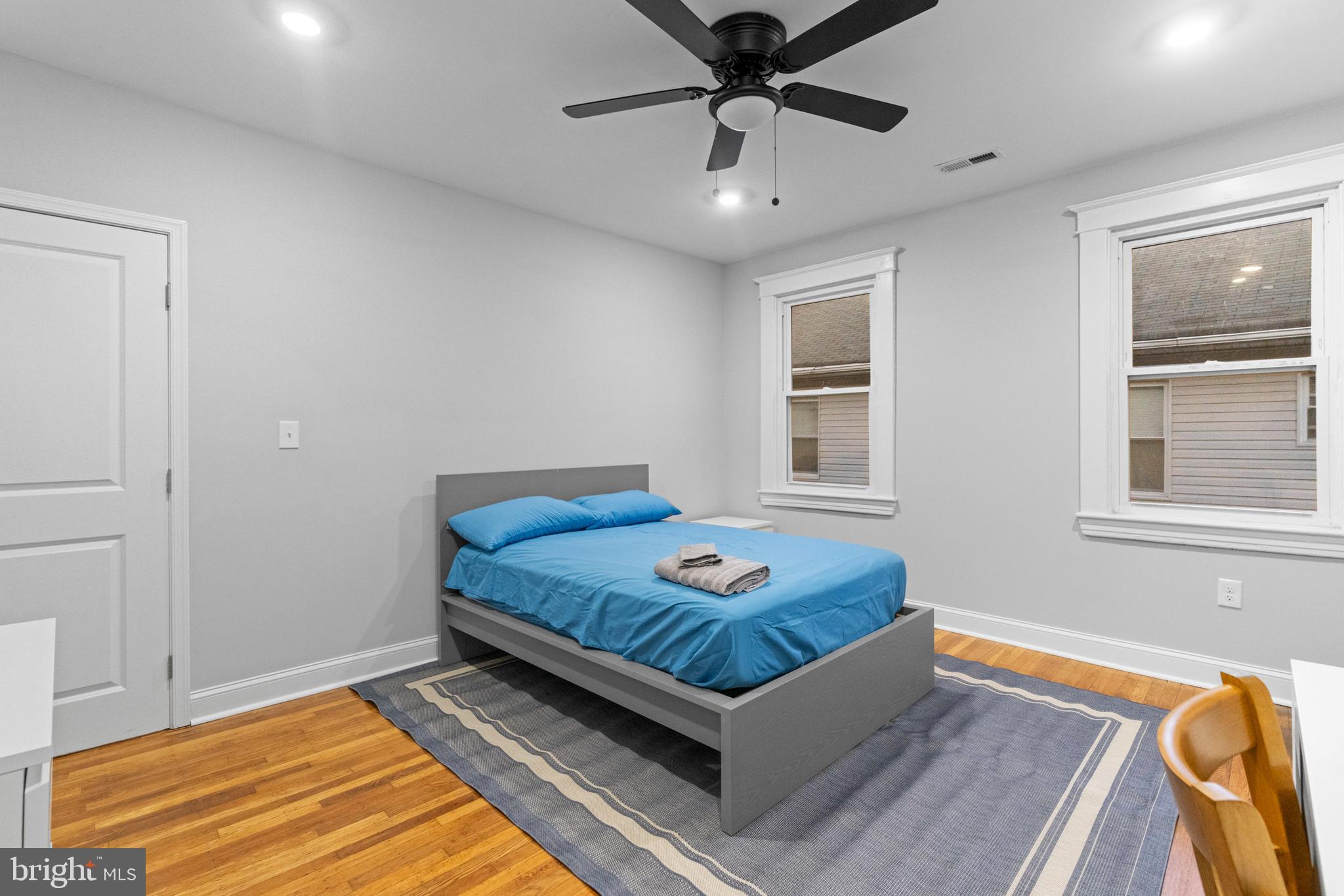 LIBERTY SQUARE - Commercial Sale