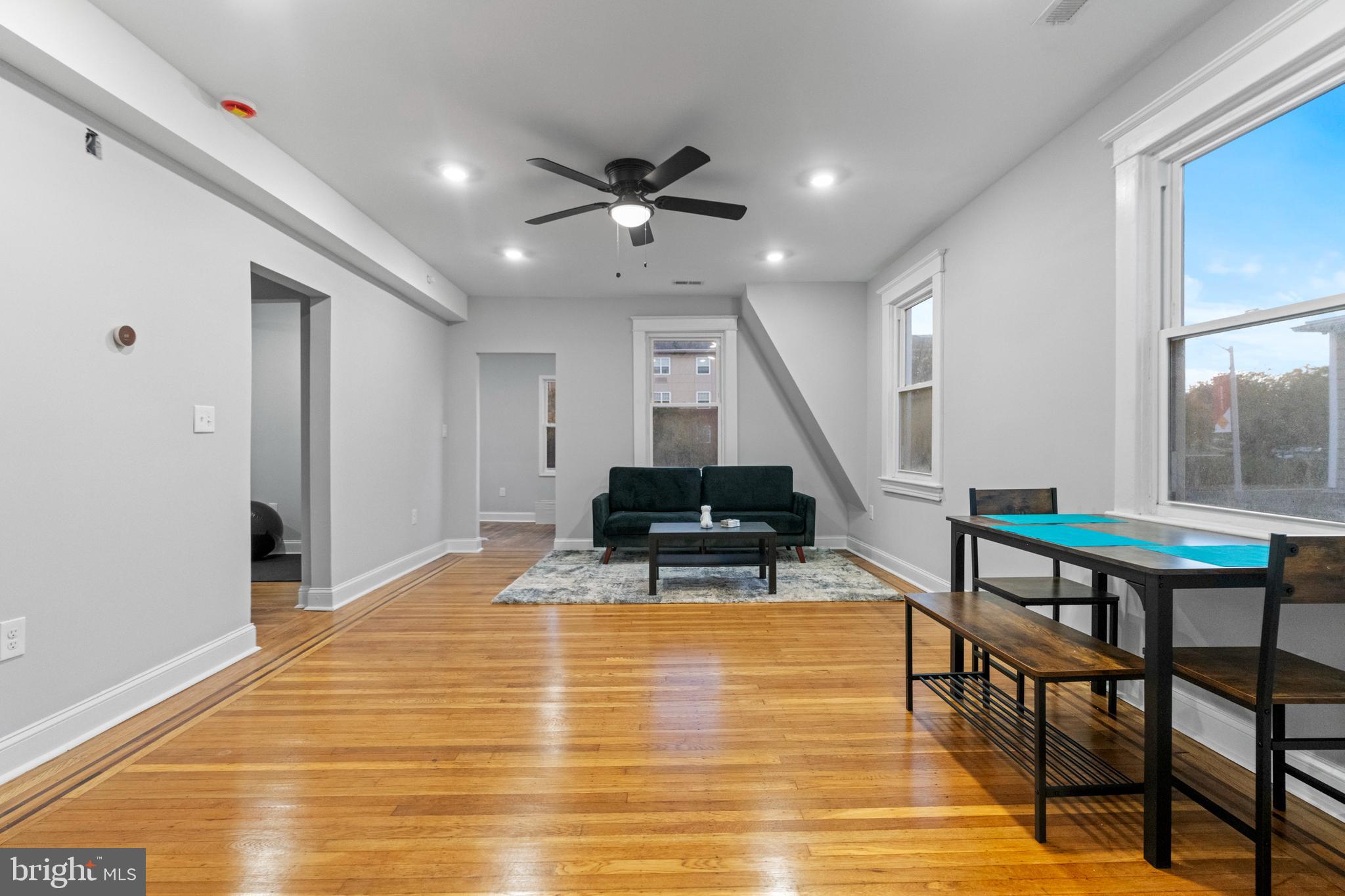 LIBERTY SQUARE - Commercial Sale