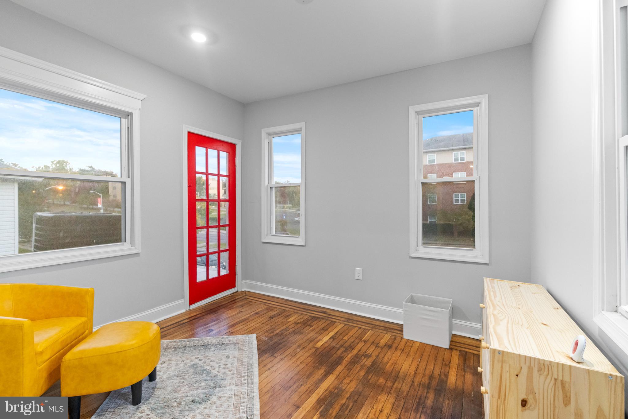 LIBERTY SQUARE - Commercial Sale