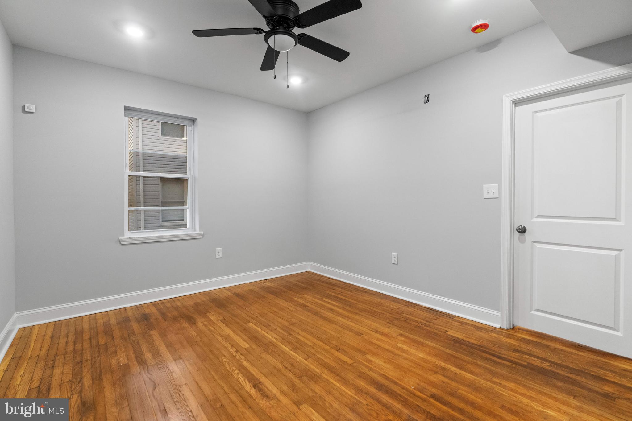 LIBERTY SQUARE - Commercial Sale