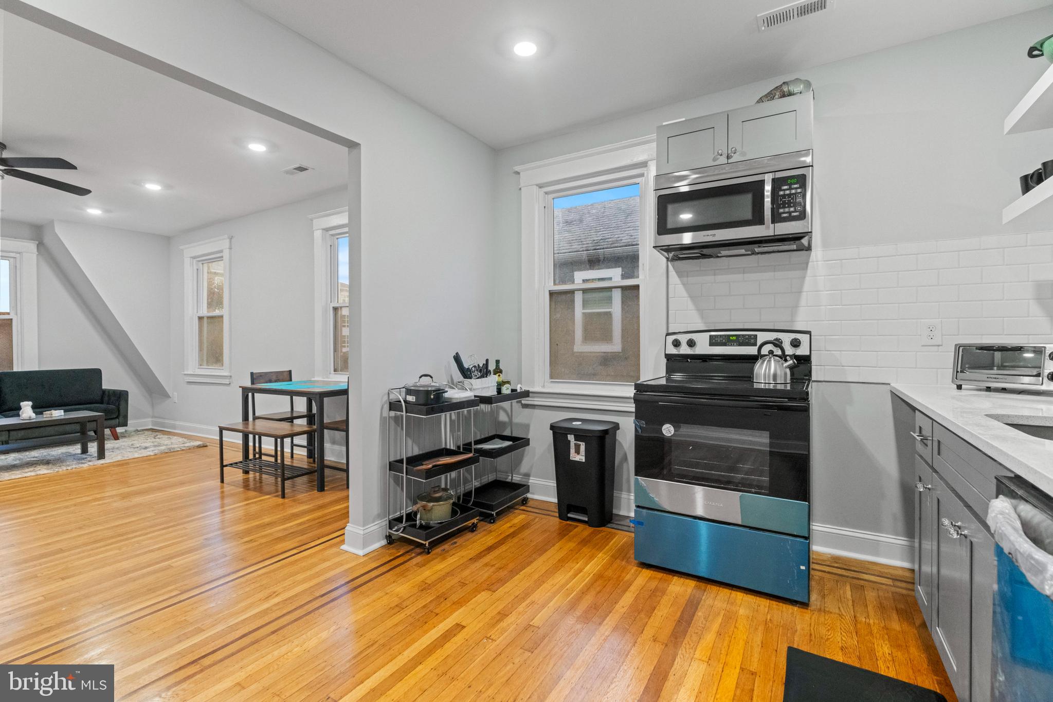 LIBERTY SQUARE - Commercial Sale