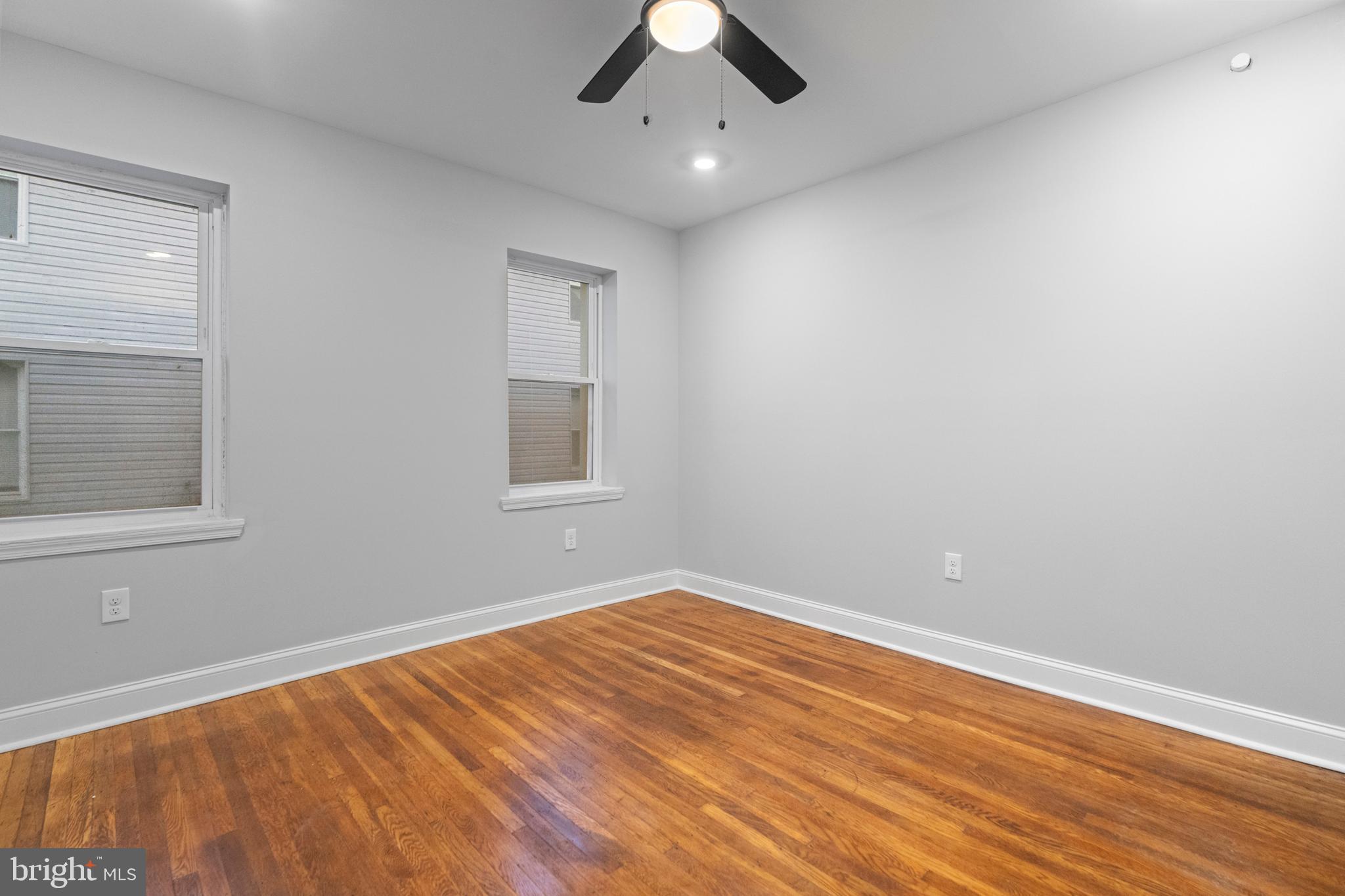 LIBERTY SQUARE - Commercial Sale