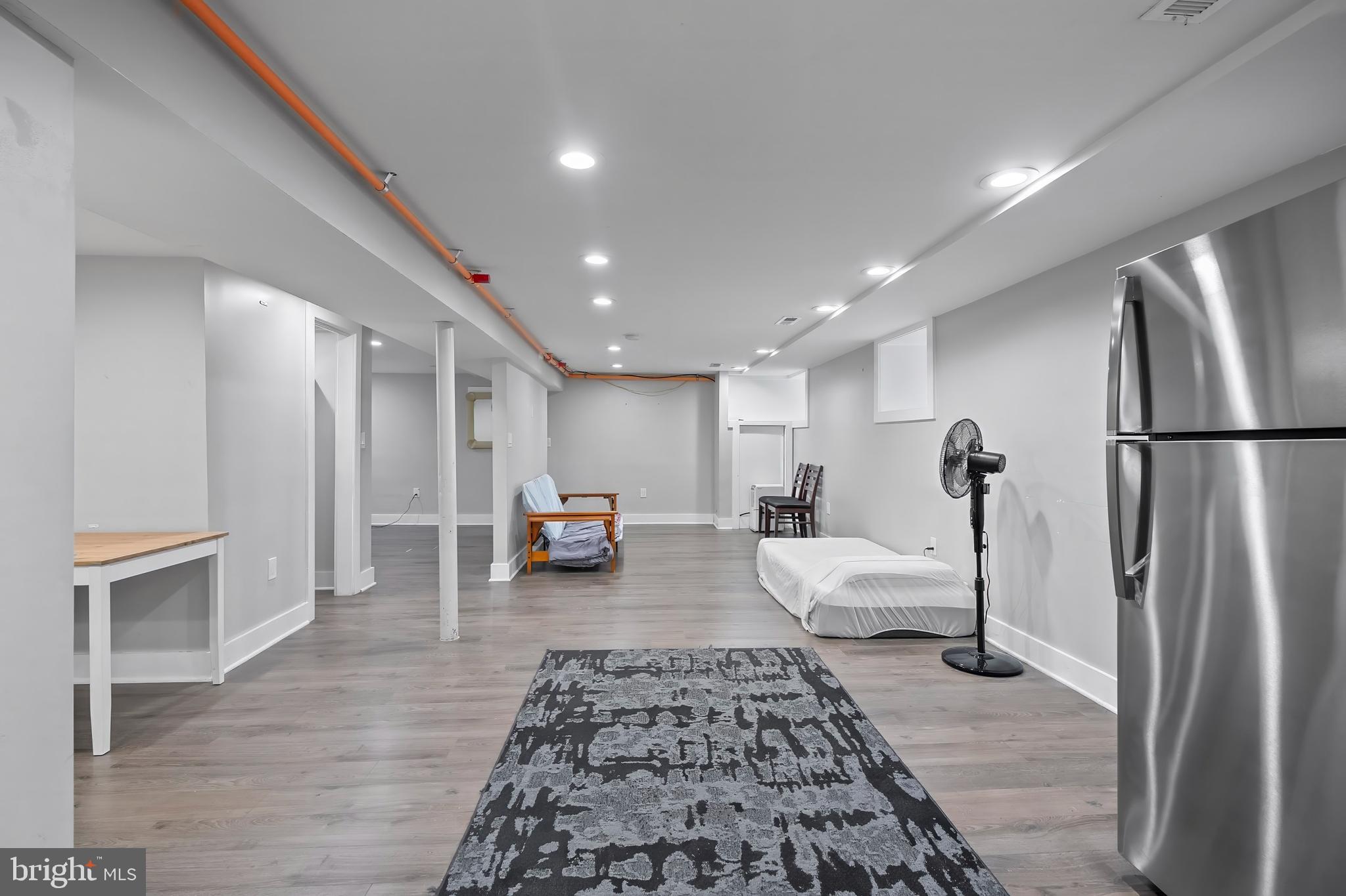 LIBERTY SQUARE - Commercial Sale