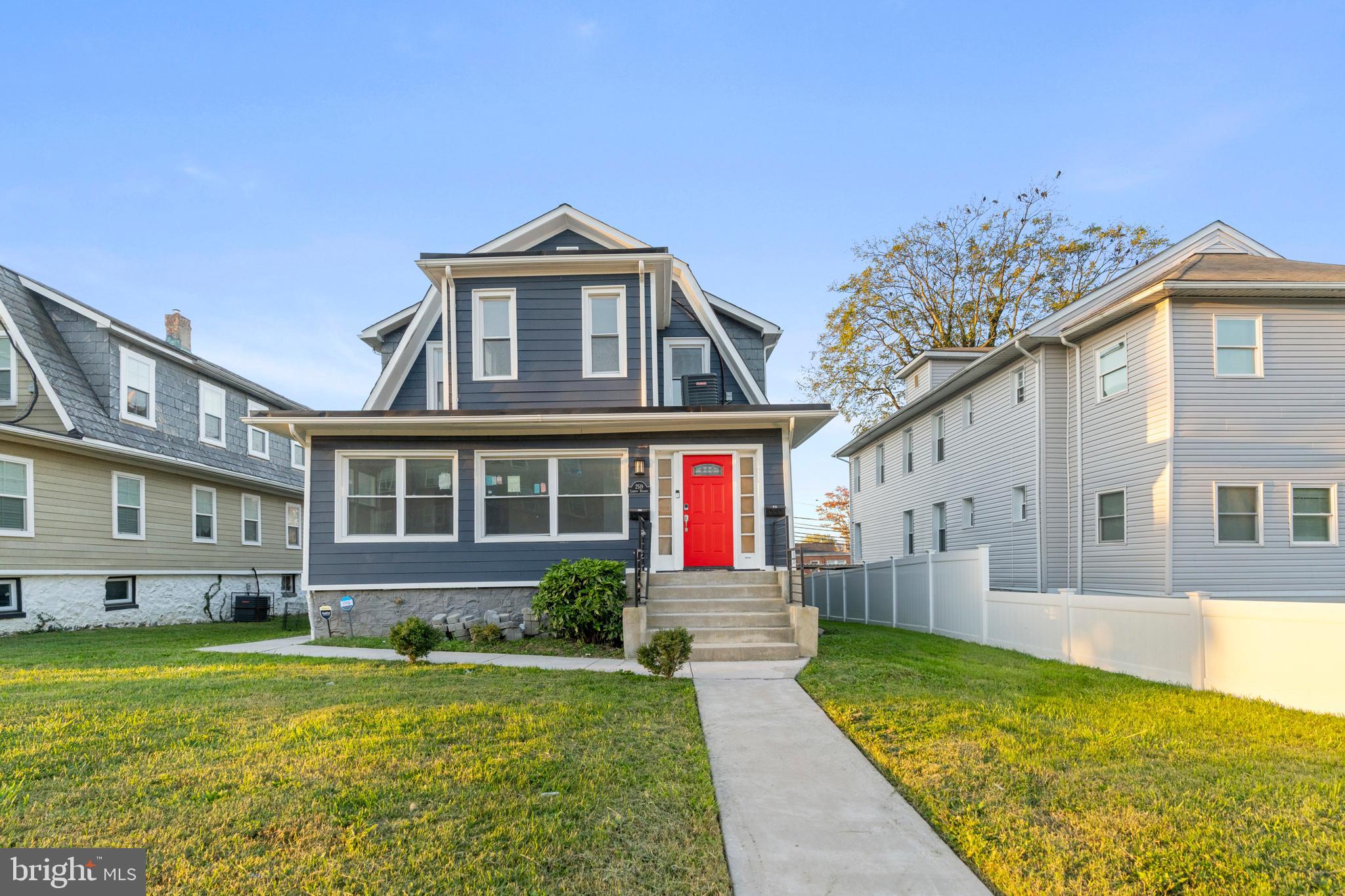 LIBERTY SQUARE - Commercial Sale