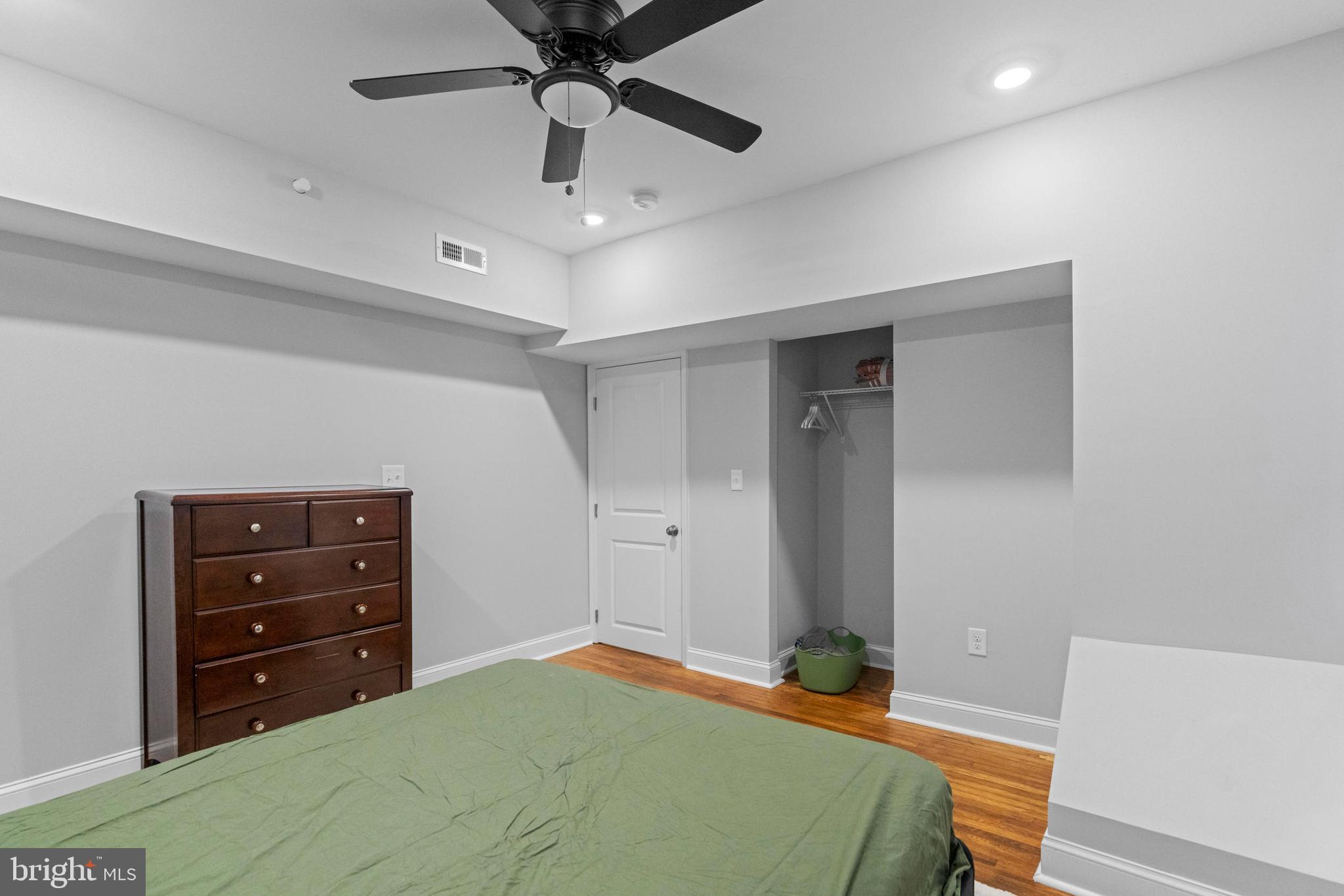 LIBERTY SQUARE - Commercial Sale