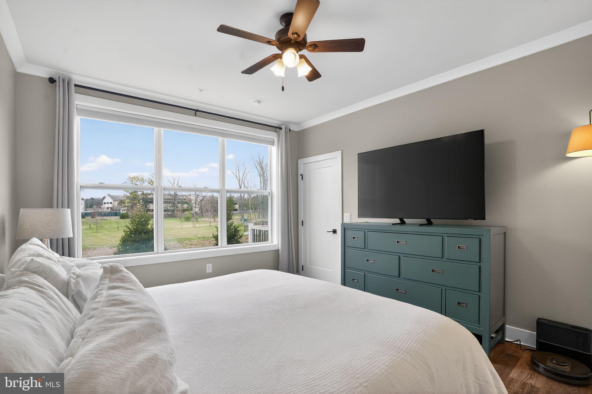 CREEKSIDE AT BLUE BELL - Residential