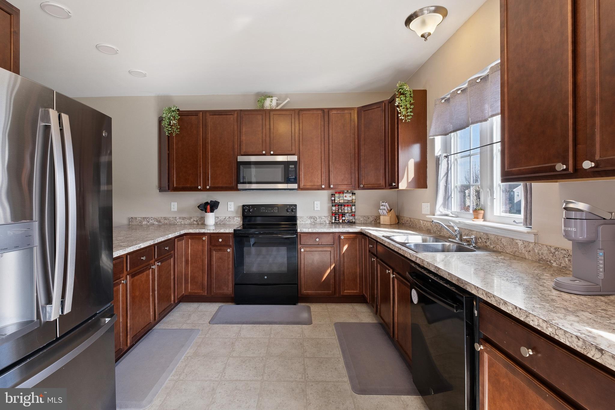 PONDS OF ODESSA - Residential