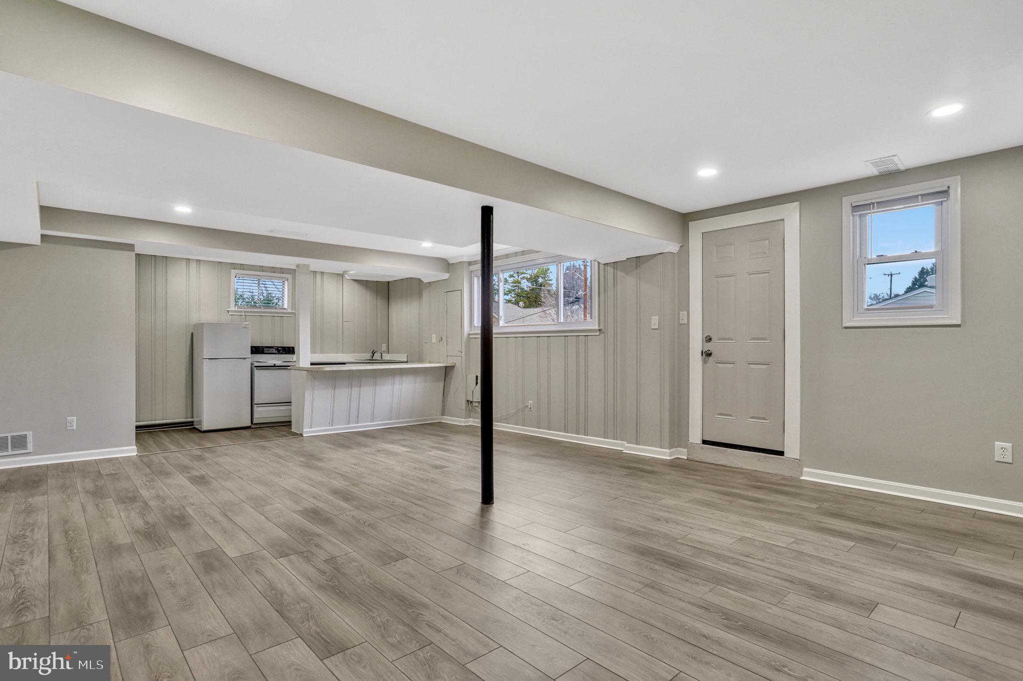 DOWDEN TERRACE - Residential