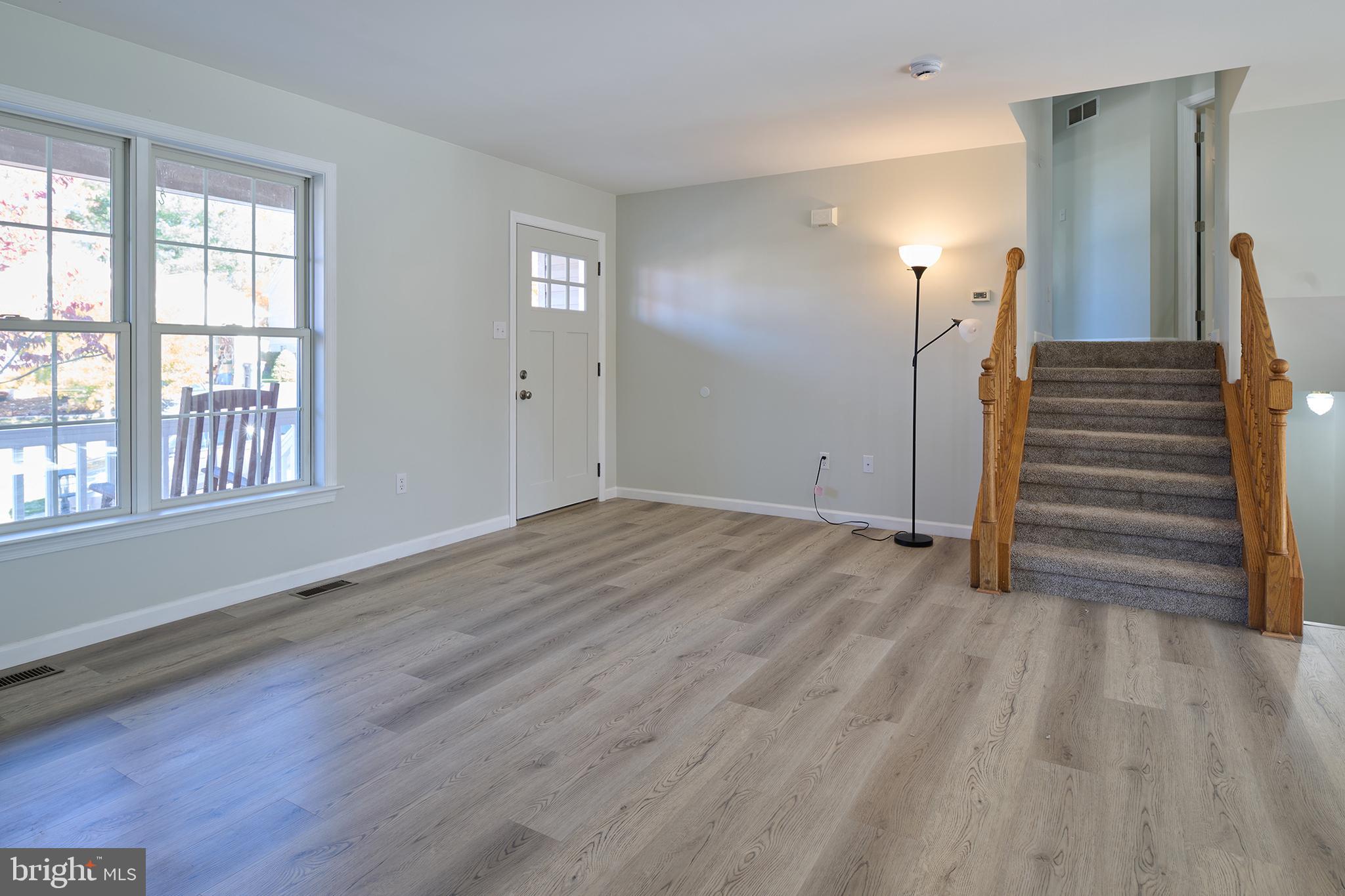 VISTA WOODS - Residential