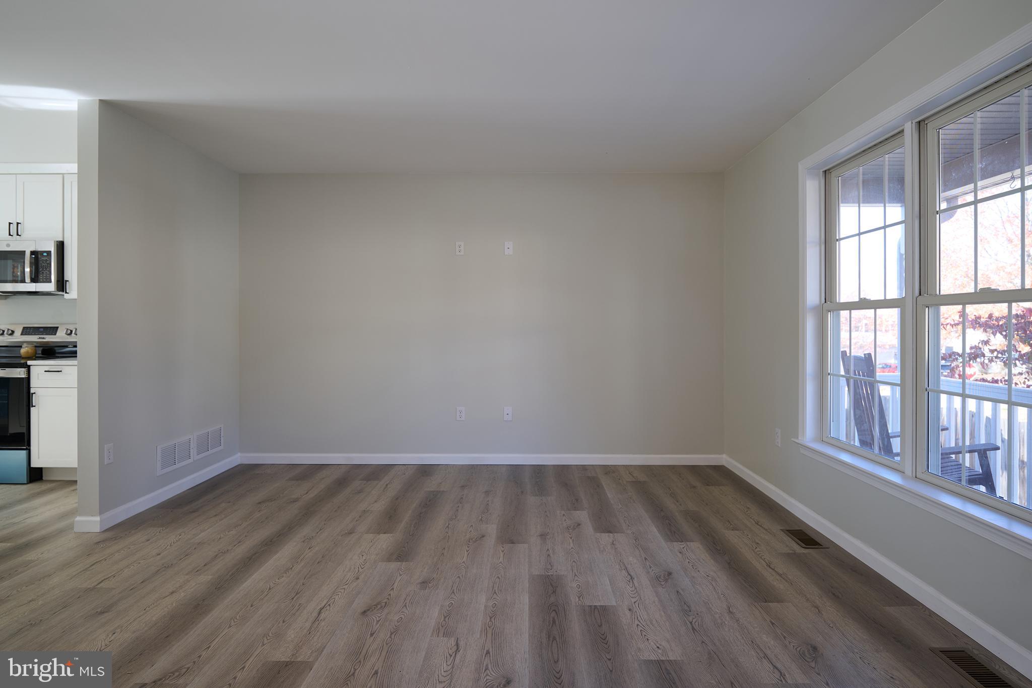 VISTA WOODS - Residential