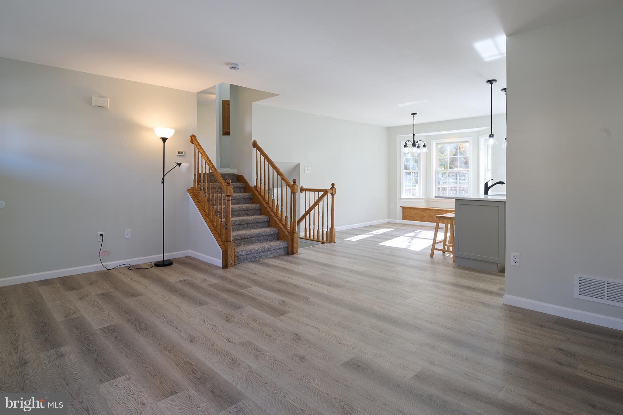 VISTA WOODS - Residential