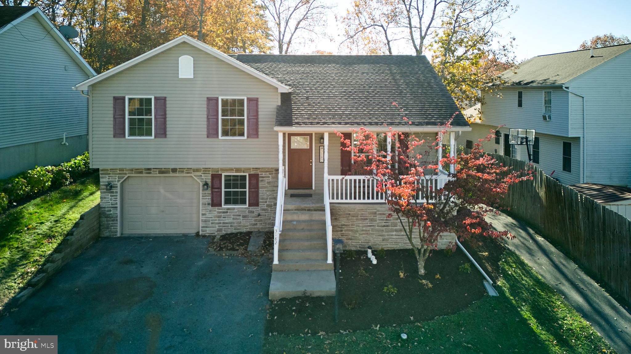 VISTA WOODS - Residential