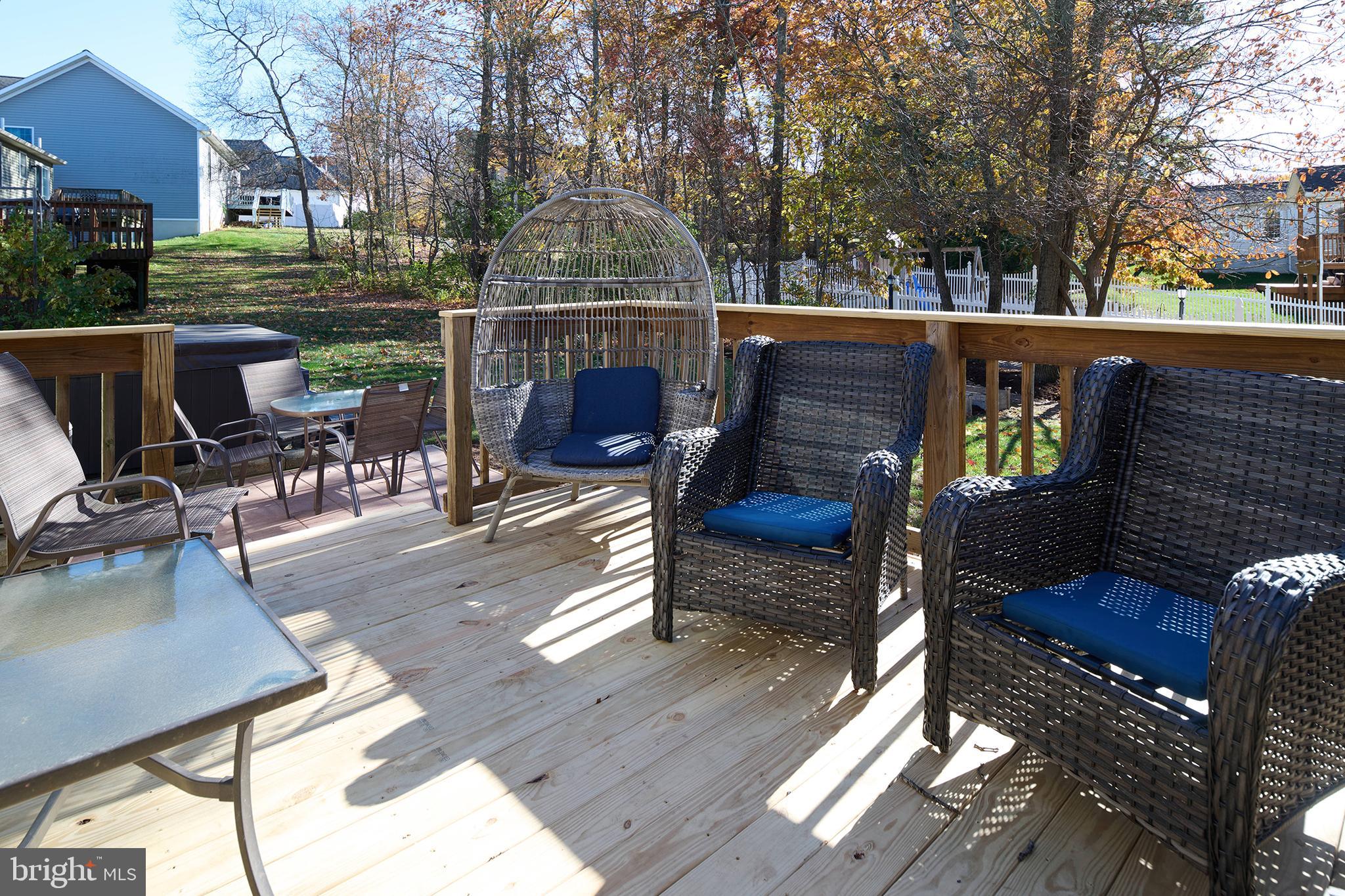 VISTA WOODS - Residential