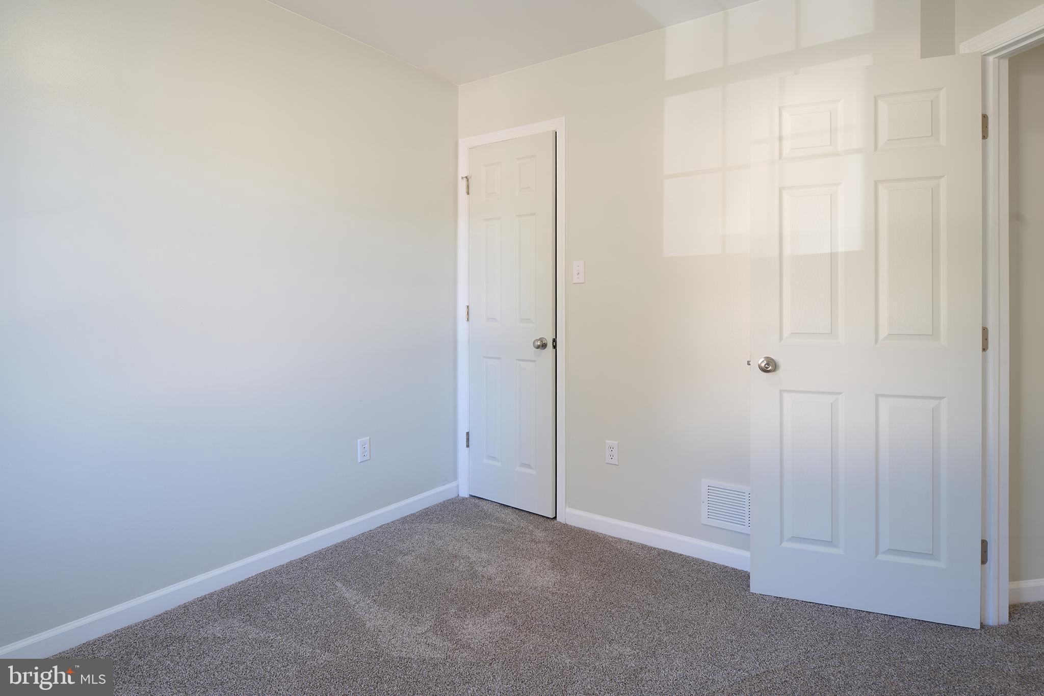 VISTA WOODS - Residential