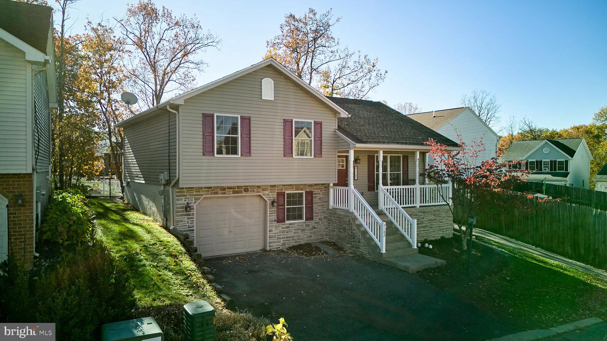 VISTA WOODS - Residential