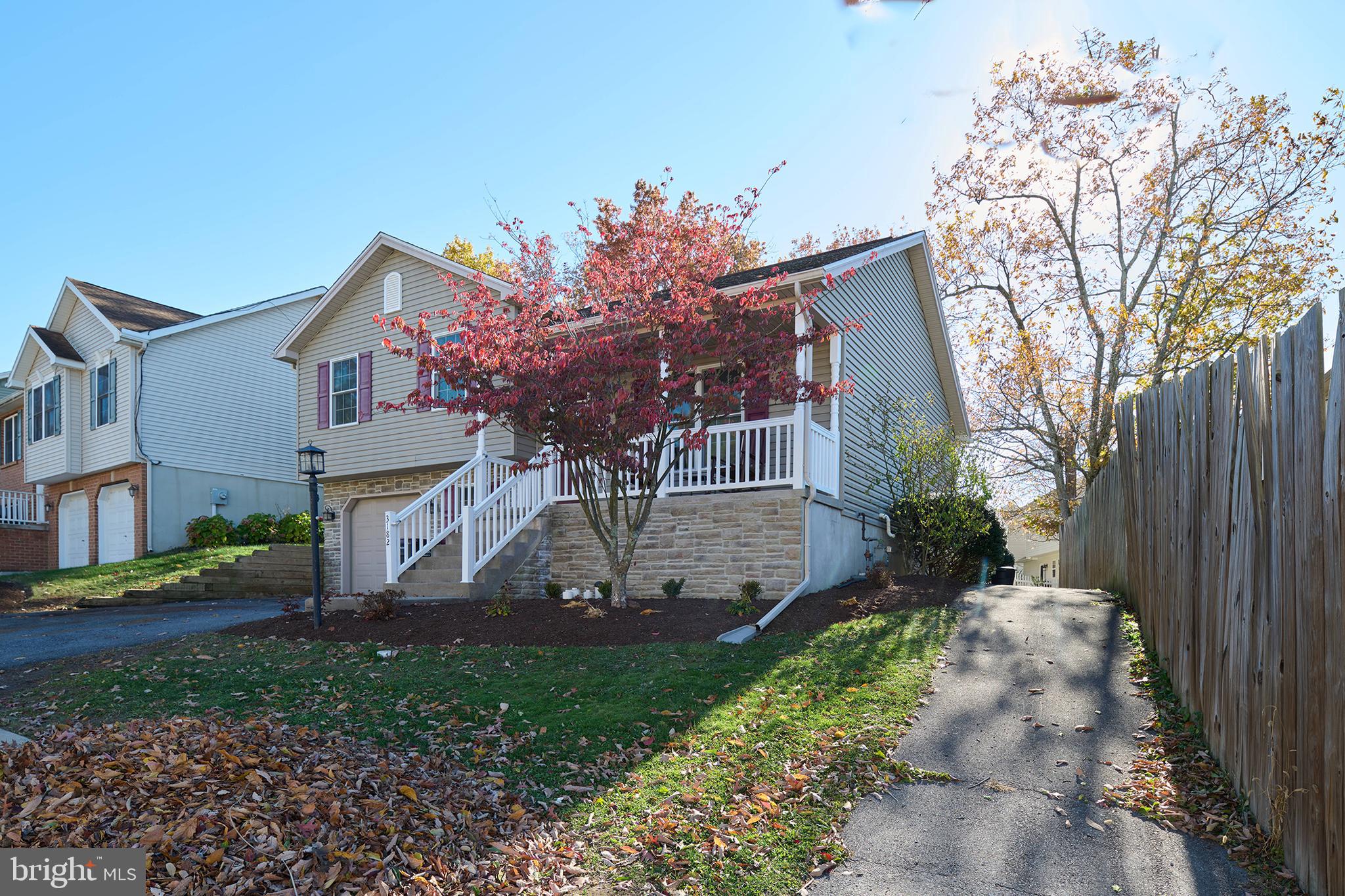 VISTA WOODS - Residential