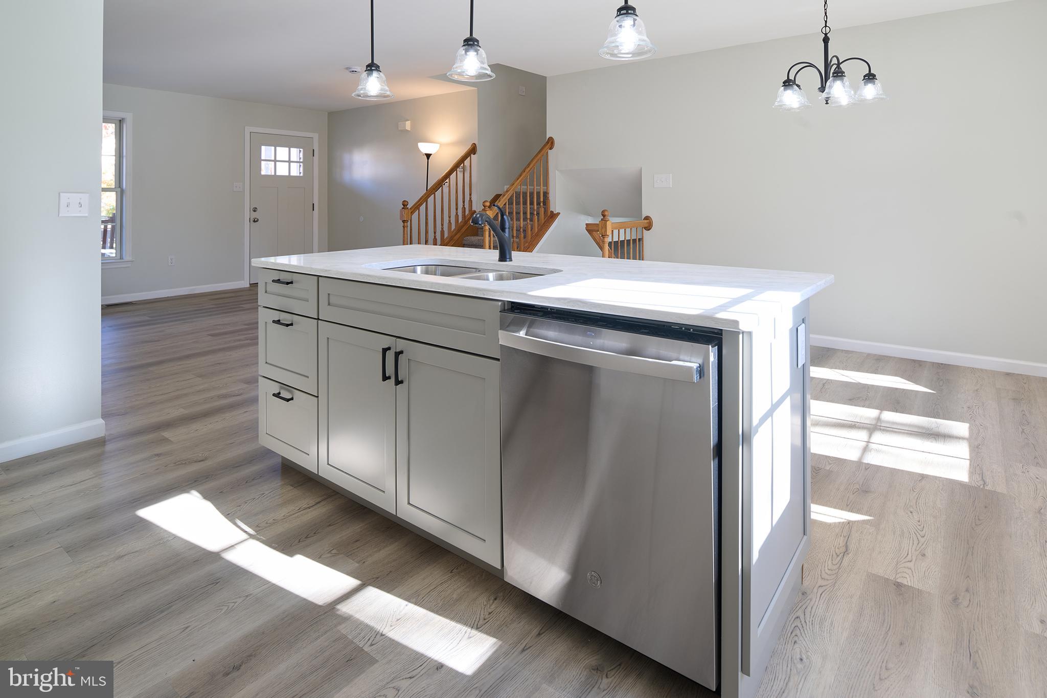 VISTA WOODS - Residential