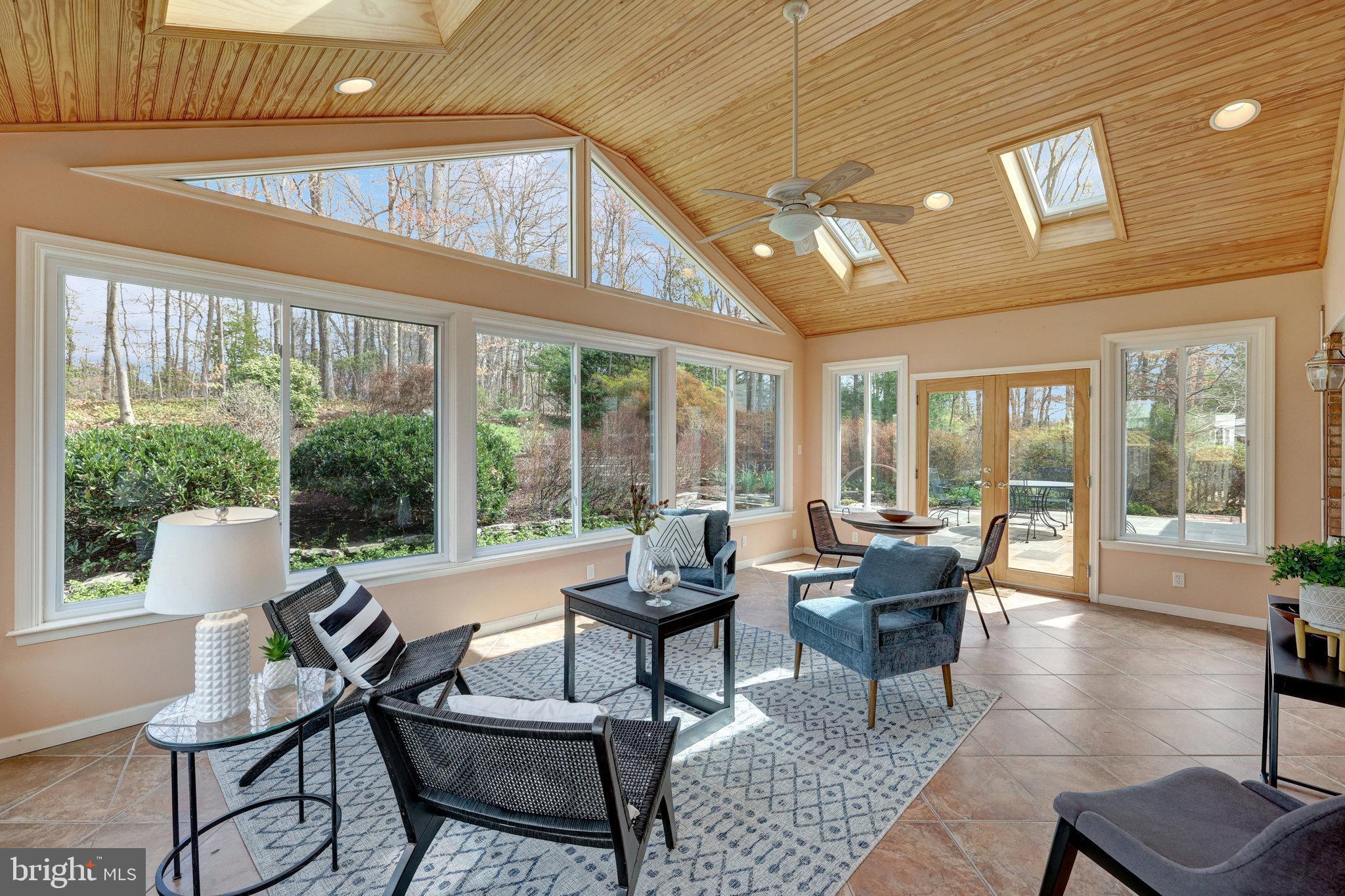 MANTUA - Residential